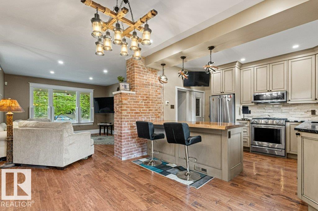 Photo 11 at 10547 126 Street NW, Westmount, Edmonton