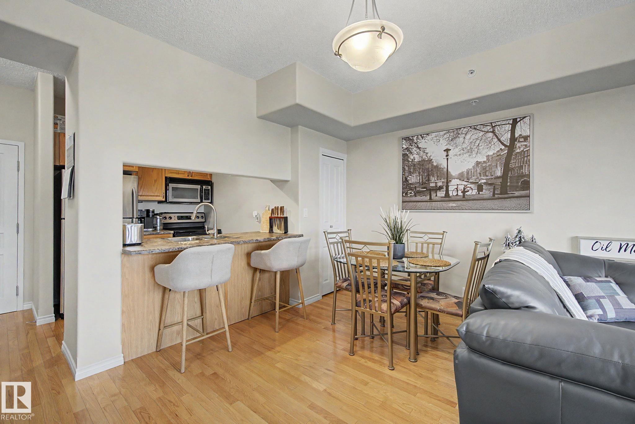 807 - 10319 111 Street NW, Downtown, Edmonton