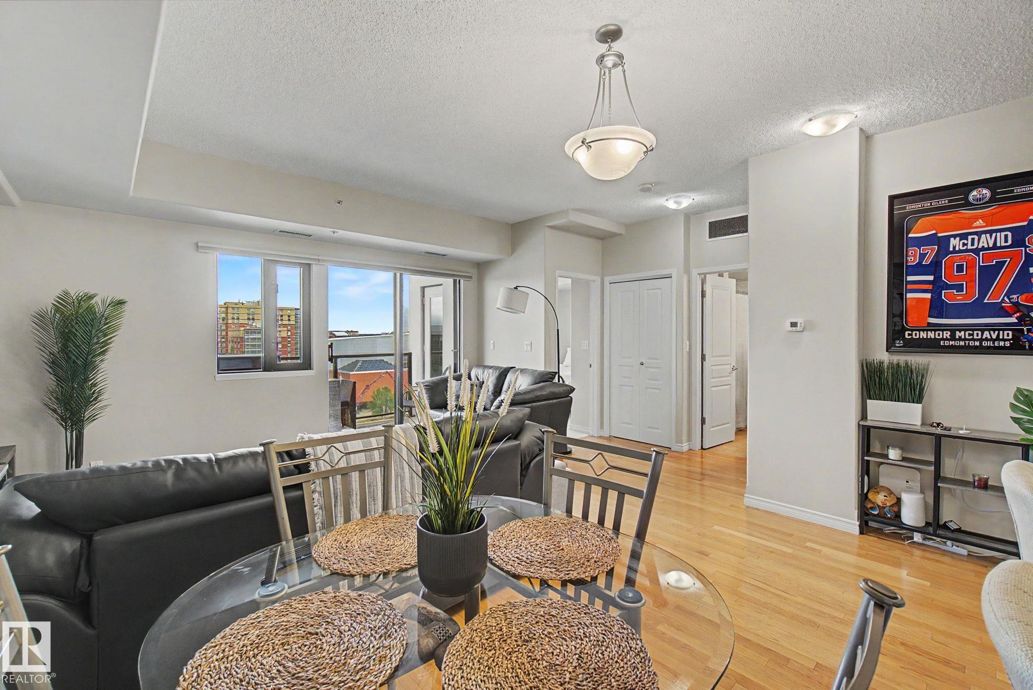 807 - 10319 111 Street NW, Downtown, Edmonton