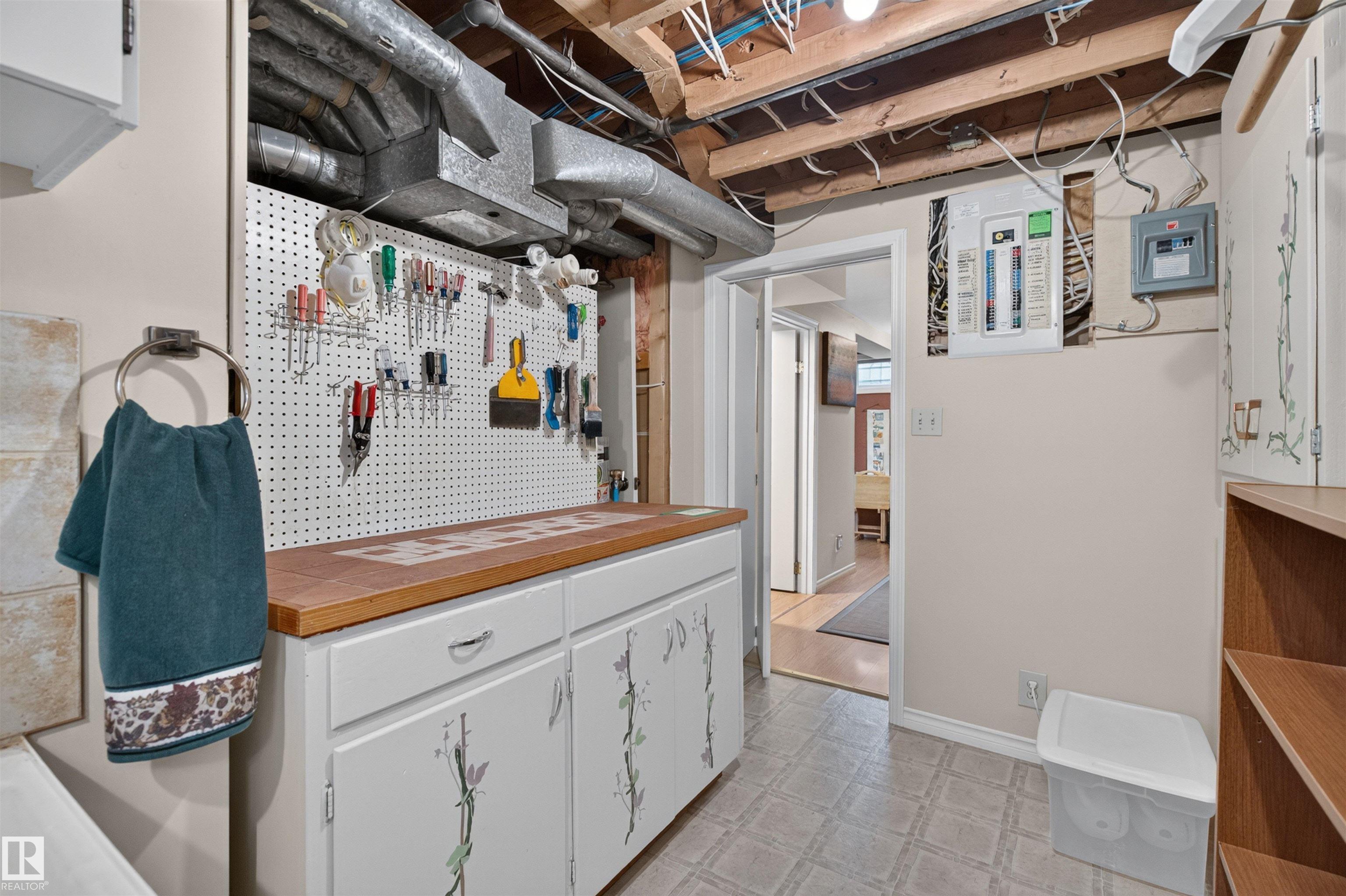 Photo 28 at 6420 86 Street NW, Argyll, Edmonton