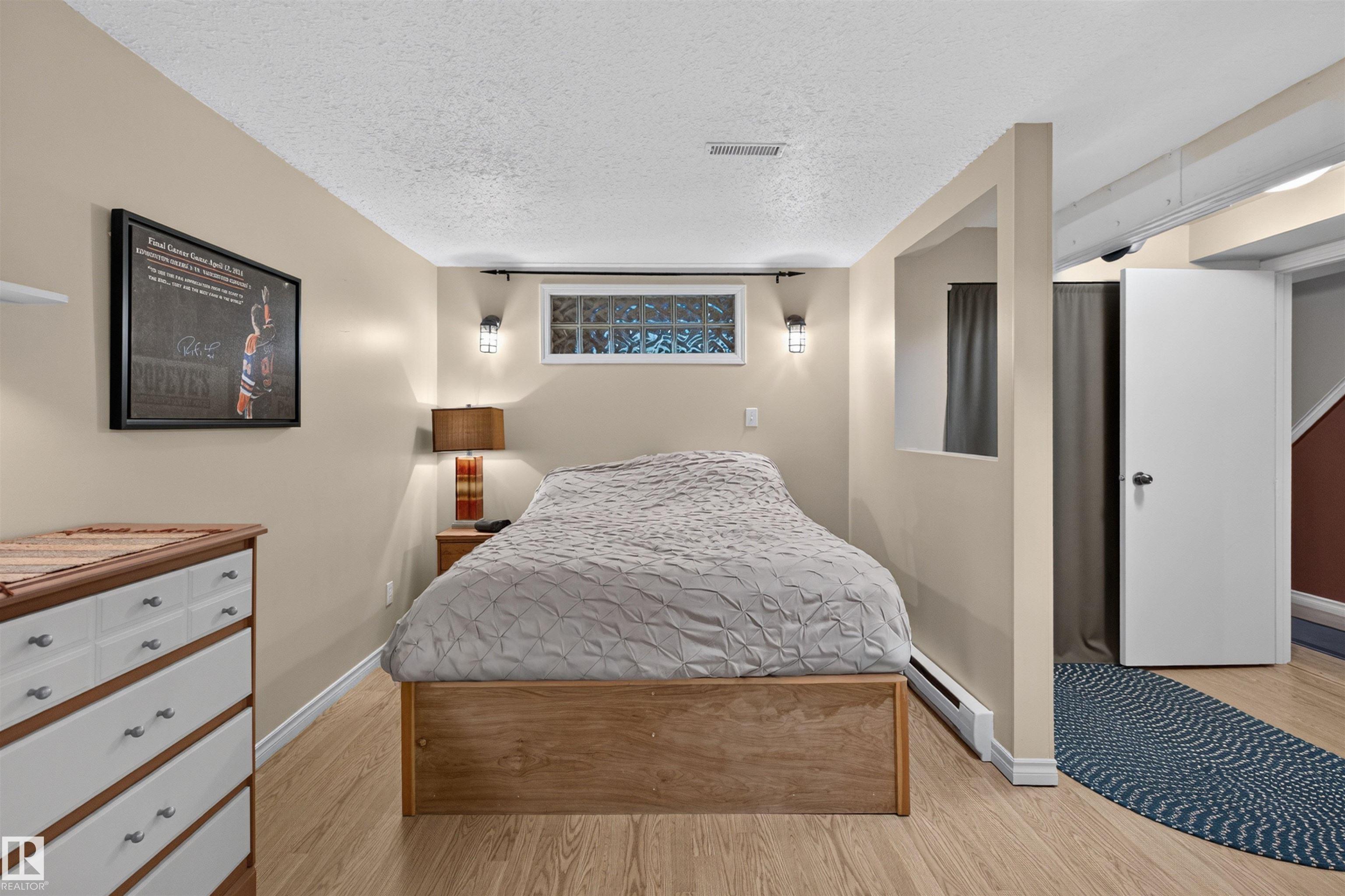 Photo 30 at 6420 86 Street NW, Argyll, Edmonton