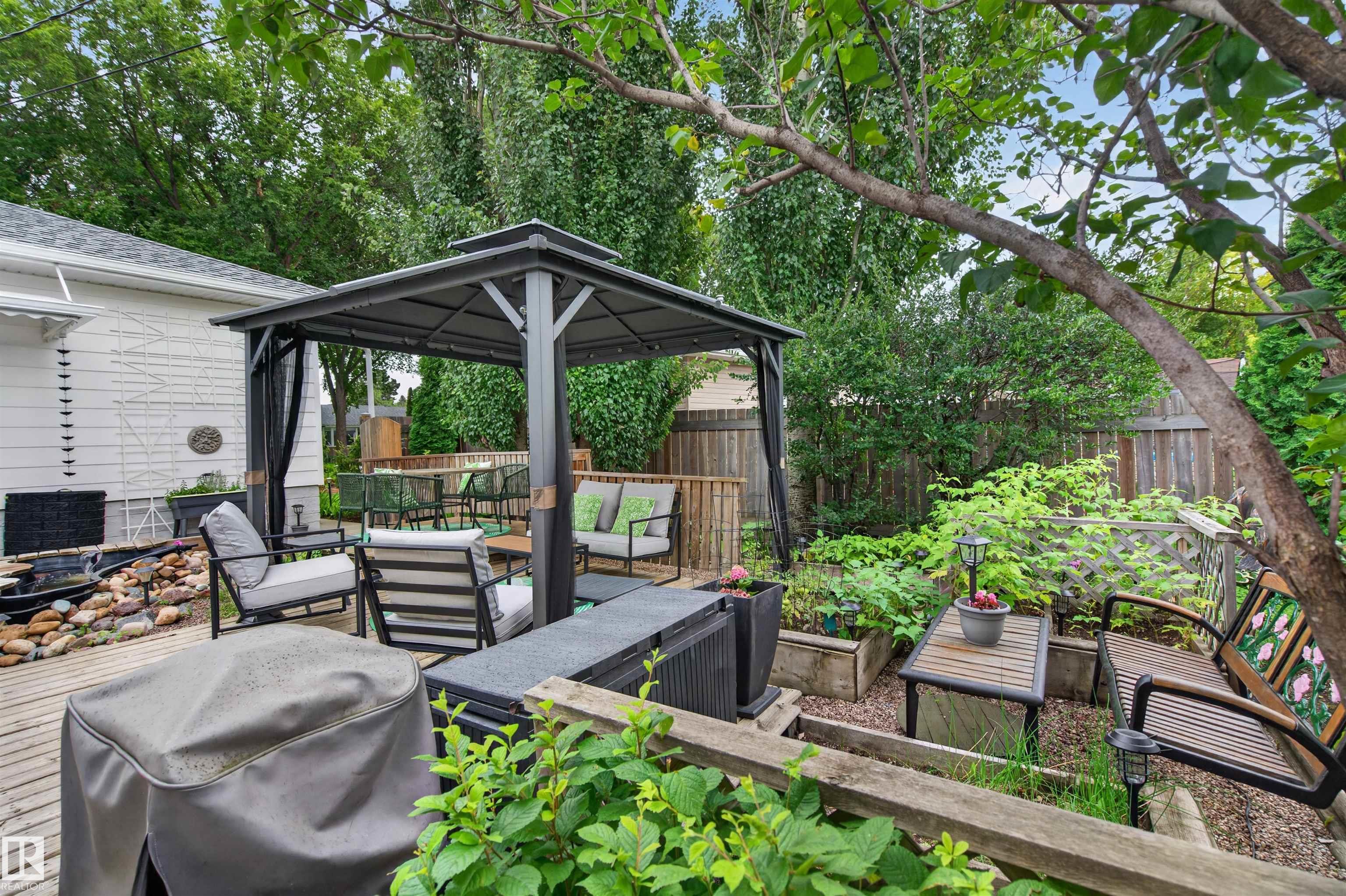 Photo 39 at 6420 86 Street NW, Argyll, Edmonton