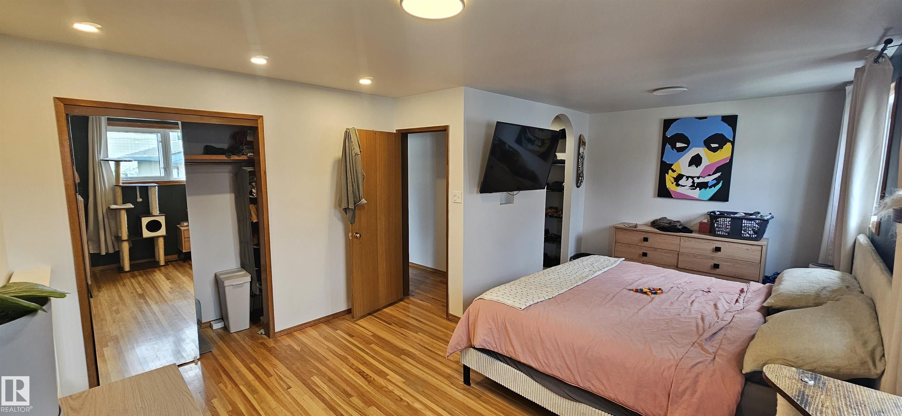 Photo 28 at 9024 60 Street NW, Ottewell, Edmonton