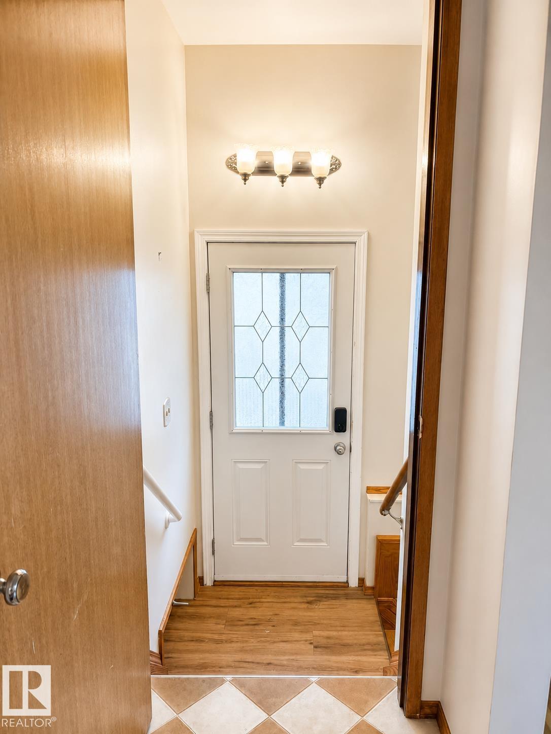 Photo 34 at 9024 60 Street NW, Ottewell, Edmonton