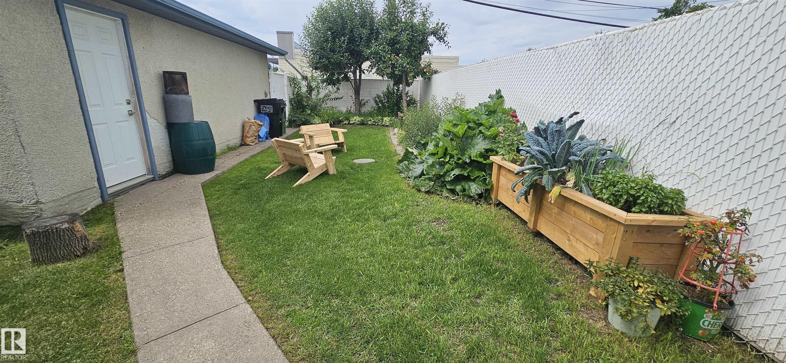 Photo 58 at 9024 60 Street NW, Ottewell, Edmonton
