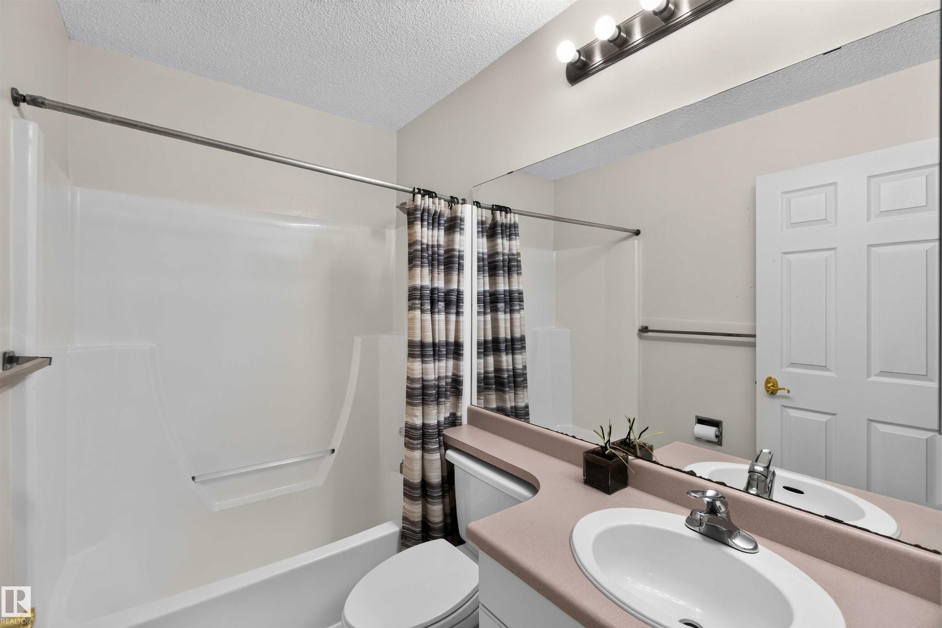https://zimg.paragon.ice.com/ParagonImages/Property/PM/RAE/225416593/39/0/0/dafc1e9201f9e8e39352164dd3260816/1/b9b14c6ca0a75cbfe538f366c4c68b6b/225416593-076b43d9-6e00-43ef-8450-9652db64af68.JPG