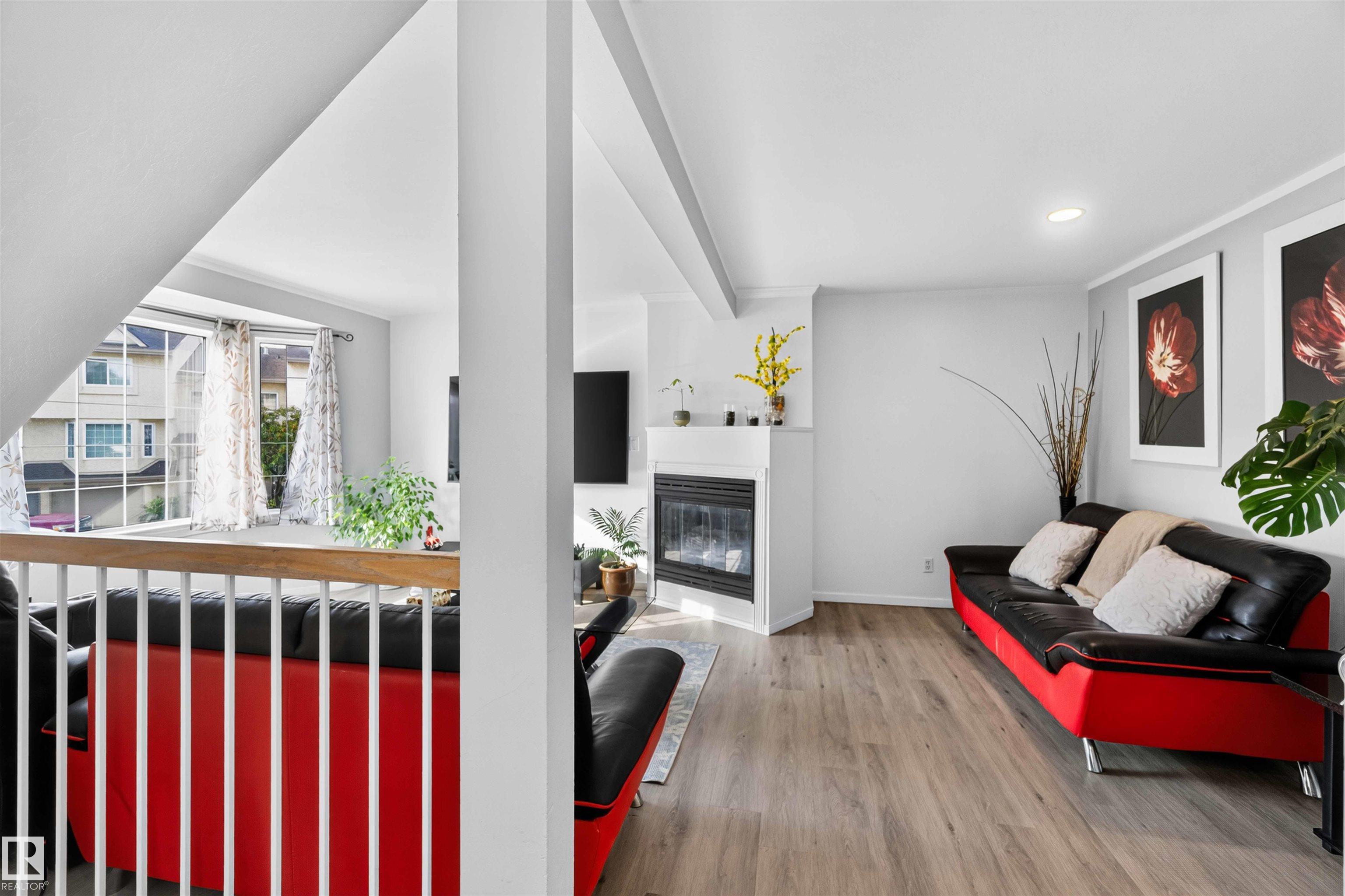 https://zimg.paragon.ice.com/ParagonImages/Property/PM/RAE/225416593/4/0/0/1f4a5b2417cf24b0ae1c88218af95d19/1/b9b14c6ca0a75cbfe538f366c4c68b6b/225416593-22c56181-f144-4e89-b51d-fa51b306d608.JPG