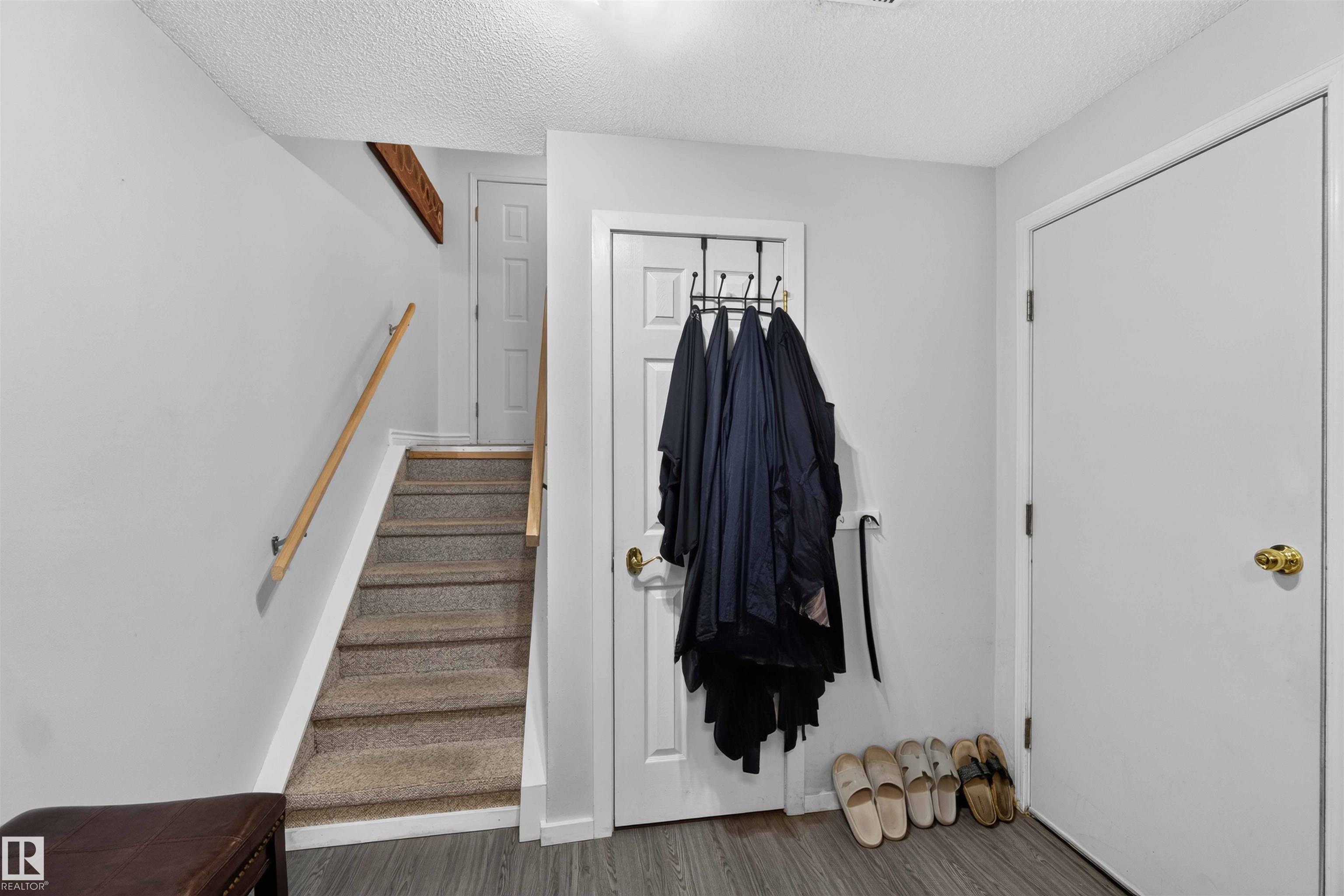 https://zimg.paragon.ice.com/ParagonImages/Property/PM/RAE/225416593/41/0/0/0f91a7214eacf20a2c308e7bcf21a669/1/b9b14c6ca0a75cbfe538f366c4c68b6b/225416593-6e18c91a-70d3-4449-a902-b7886de0e73b.JPG