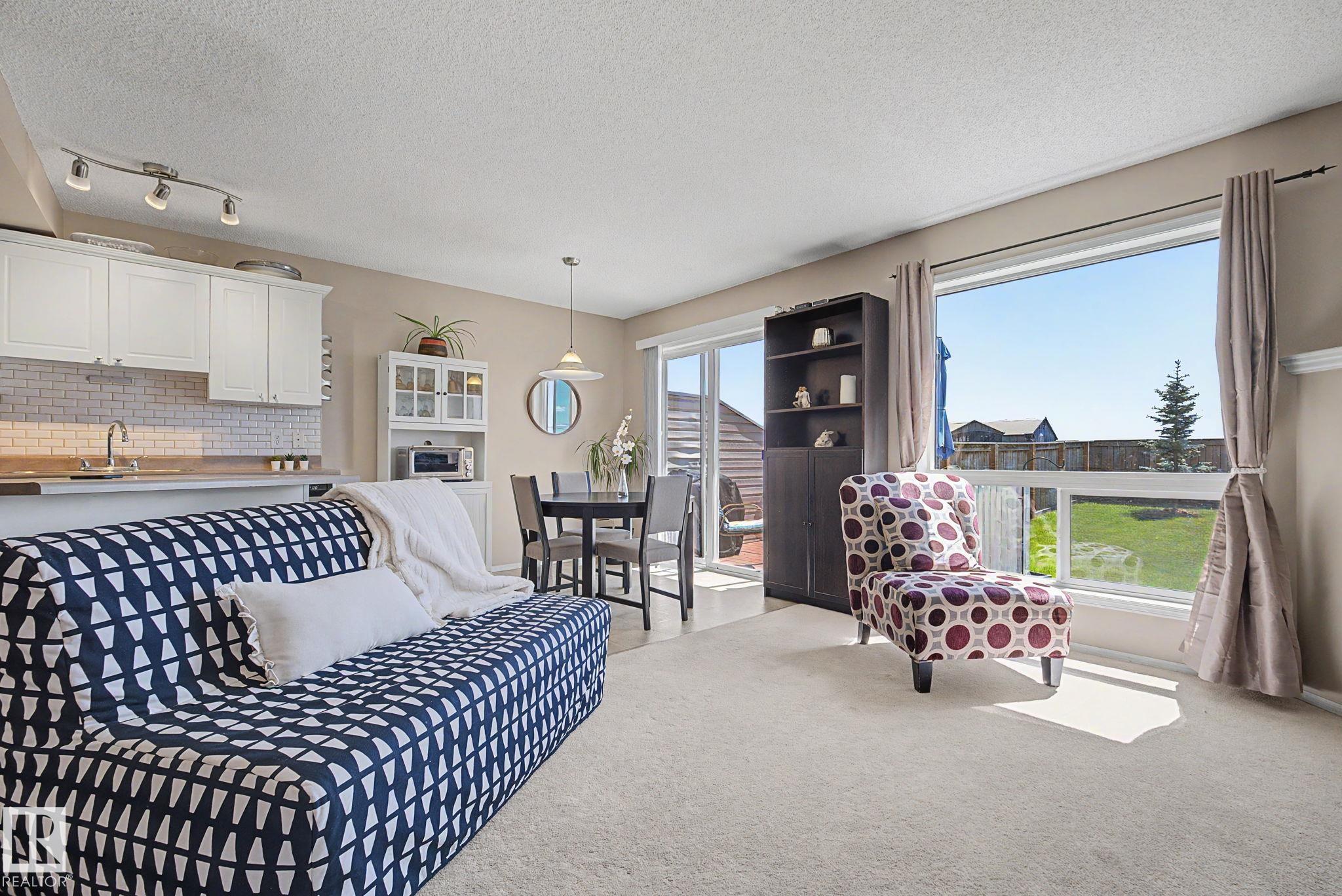 Photo 7 at 9083 Scott Crescent NW, South Terwillegar, Edmonton