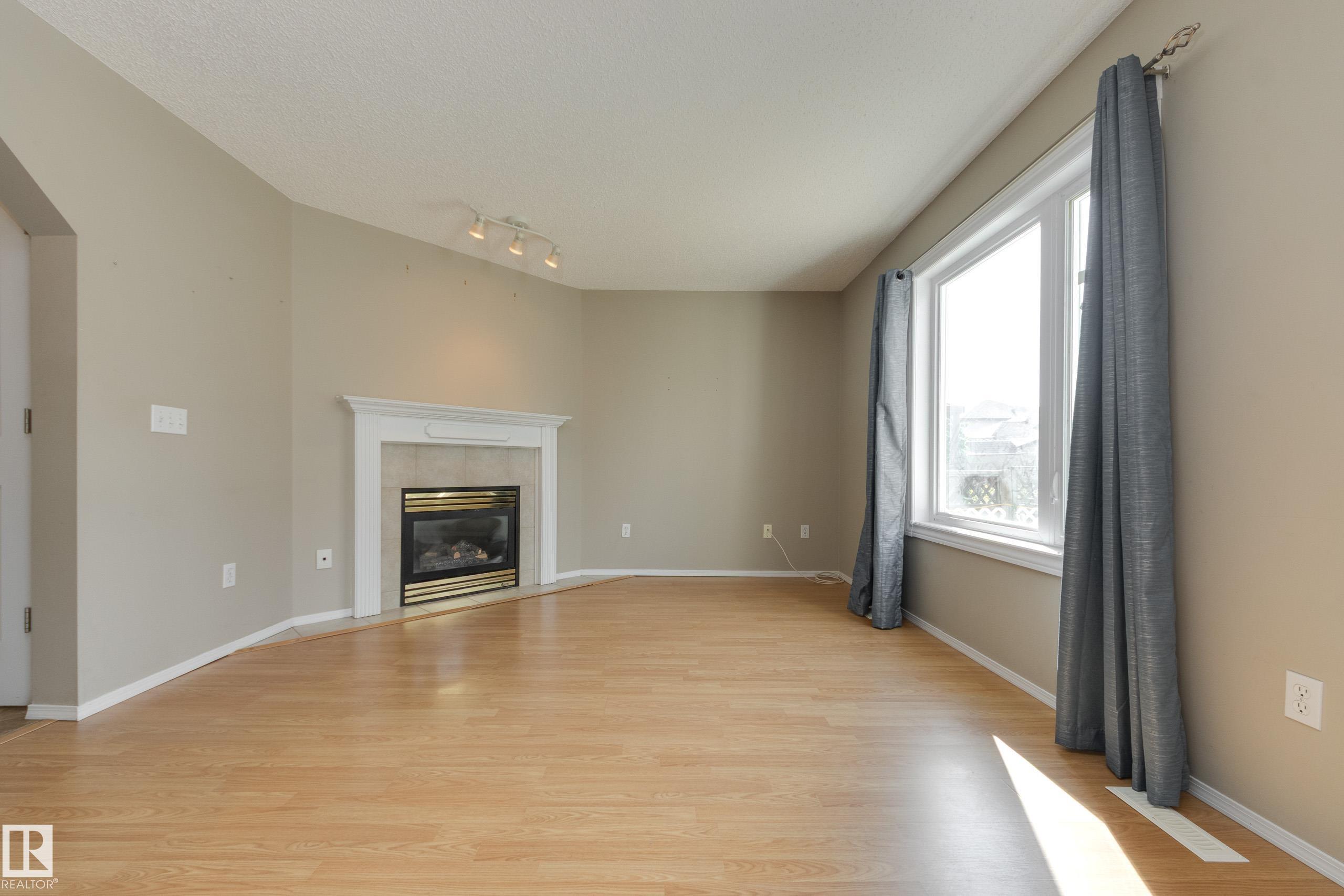 11335 167b Avenue NW, Canossa, Edmonton