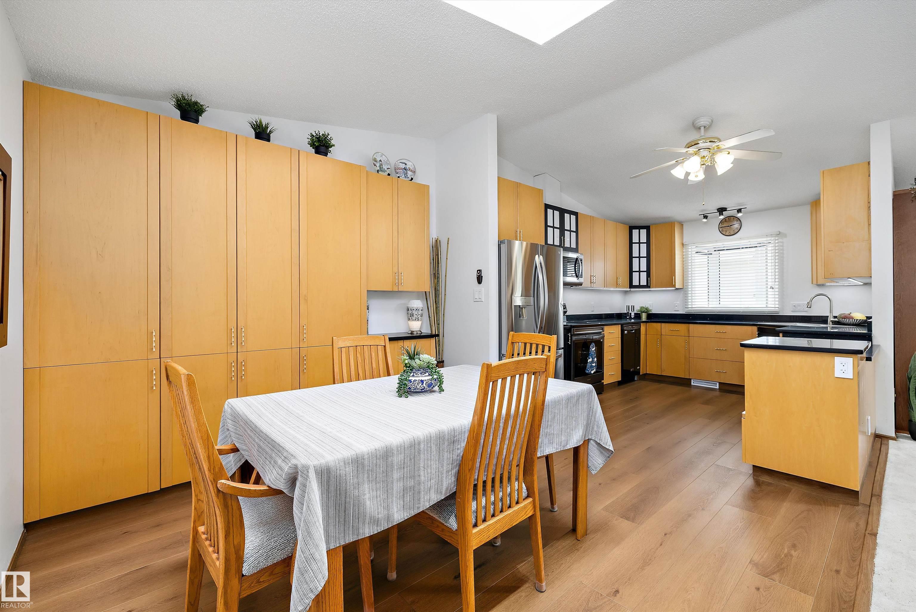 Photo 20 at 4717 25 Avenue NW, Weinlos, Edmonton