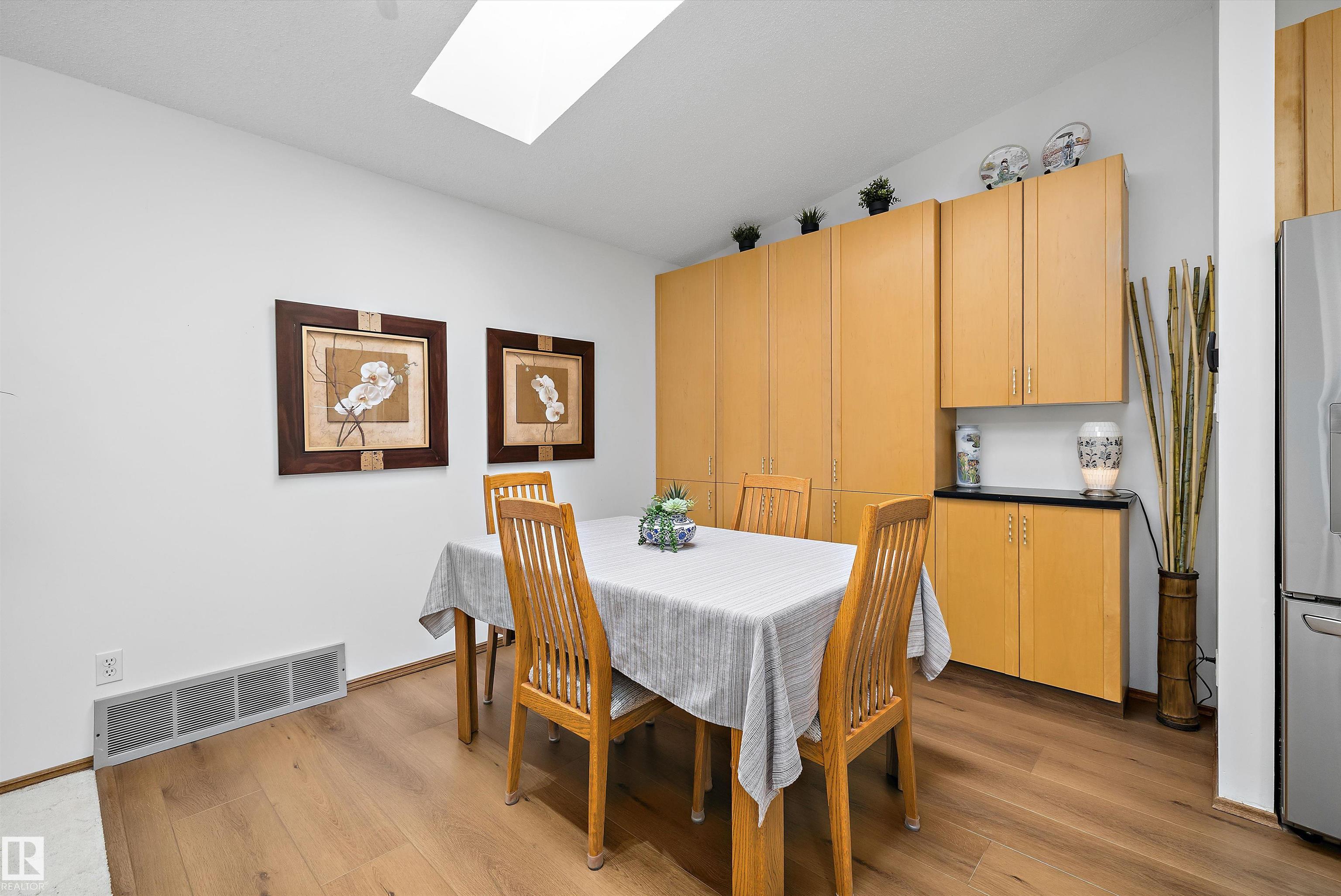 Photo 21 at 4717 25 Avenue NW, Weinlos, Edmonton