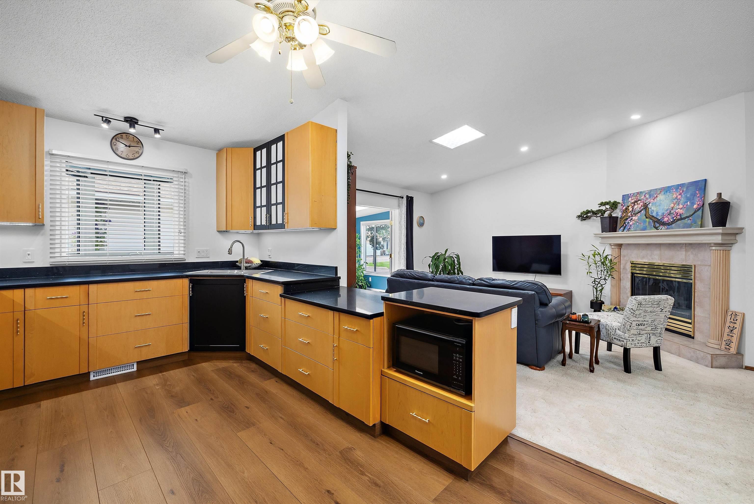 Photo 23 at 4717 25 Avenue NW, Weinlos, Edmonton