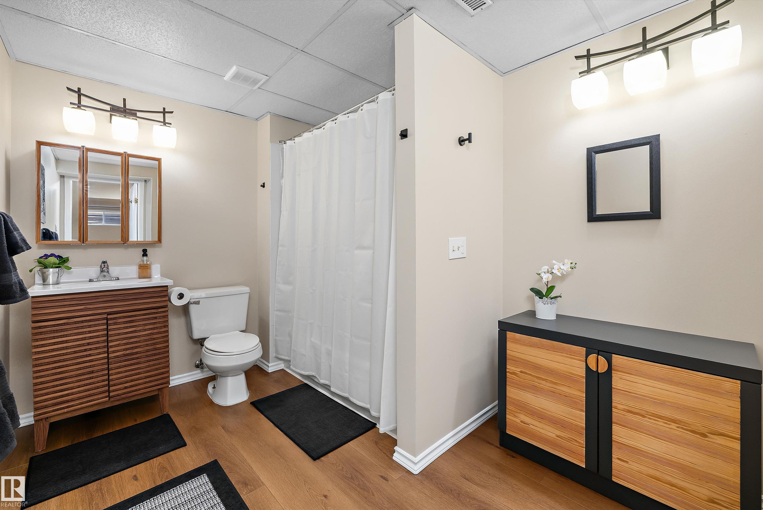 Photo 30 at 4717 25 Avenue NW, Weinlos, Edmonton