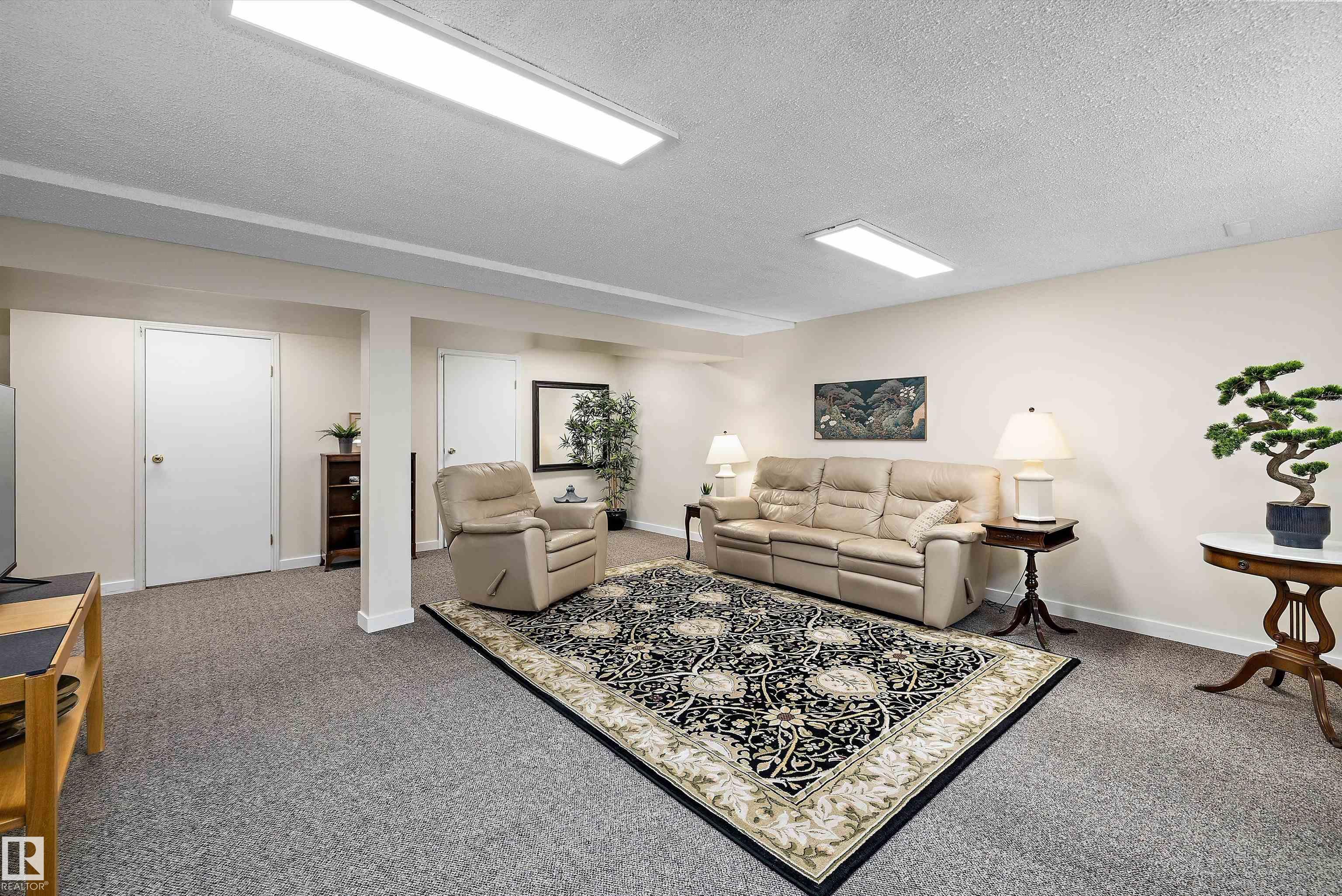 Photo 34 at 4717 25 Avenue NW, Weinlos, Edmonton