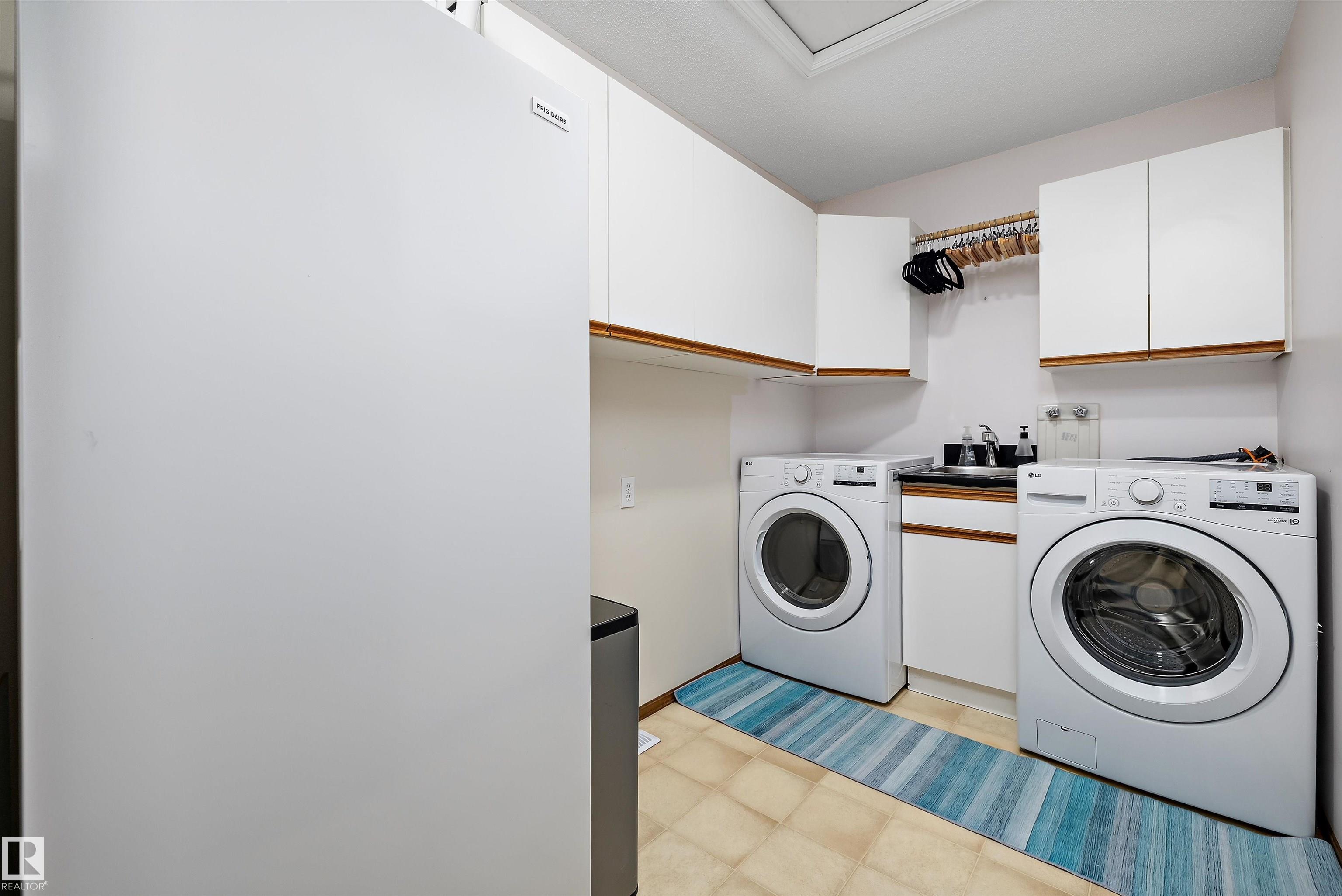 Photo 45 at 4717 25 Avenue NW, Weinlos, Edmonton
