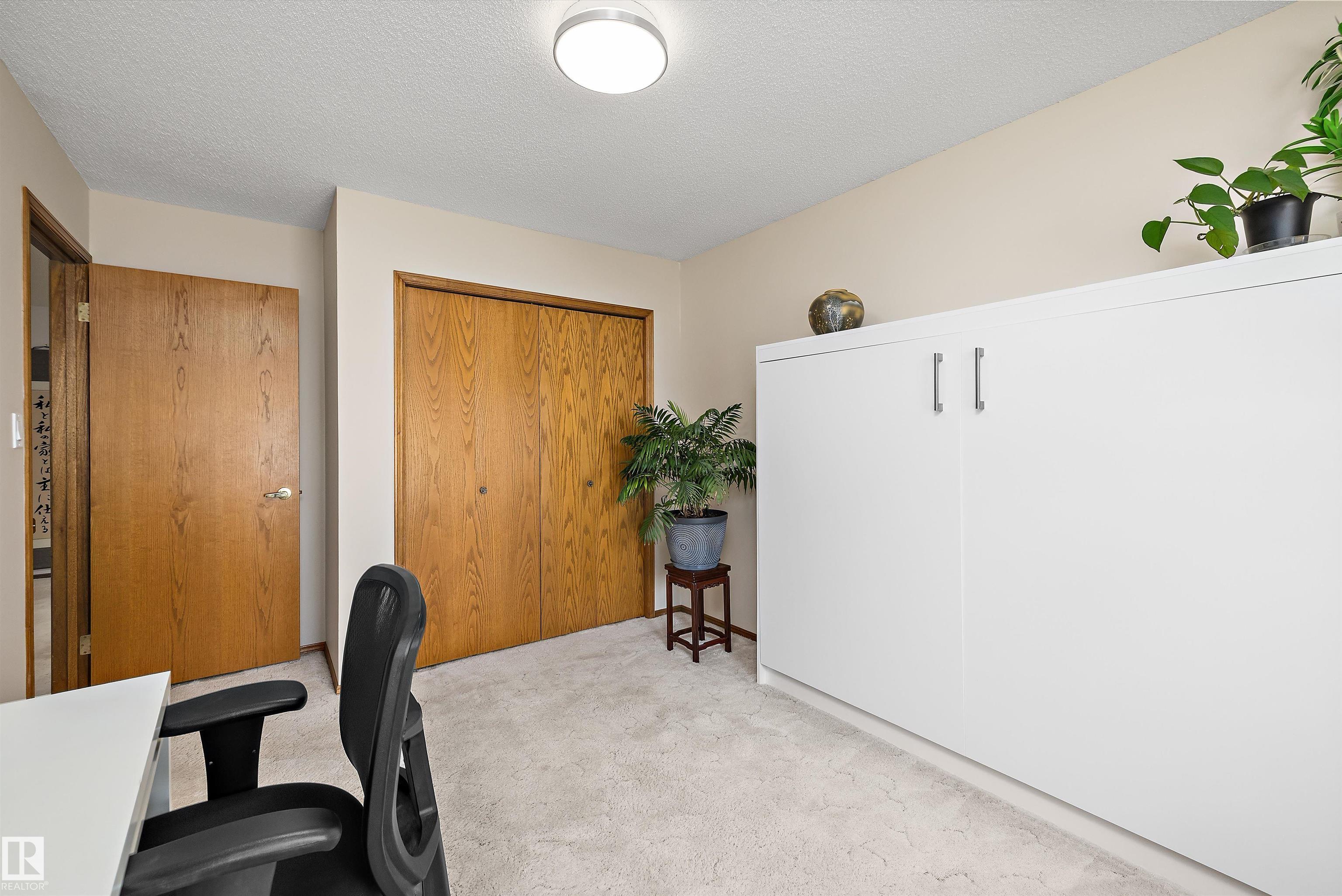 Photo 7 at 4717 25 Avenue NW, Weinlos, Edmonton