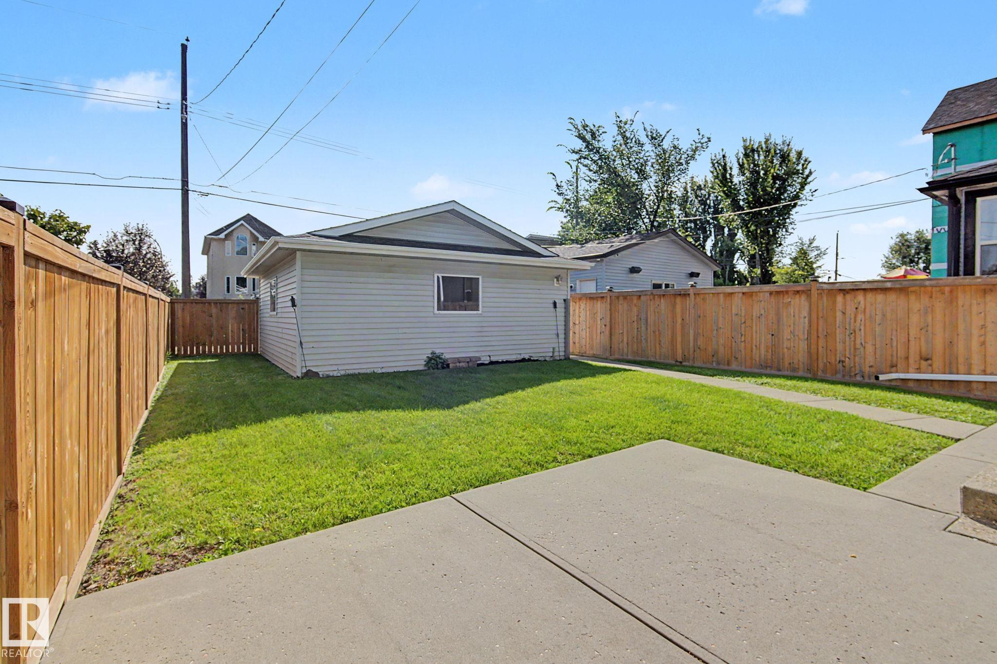 Listing photo thumbnail