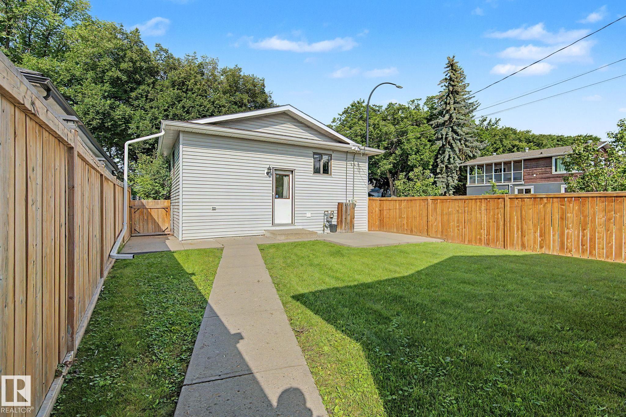 Listing photo thumbnail