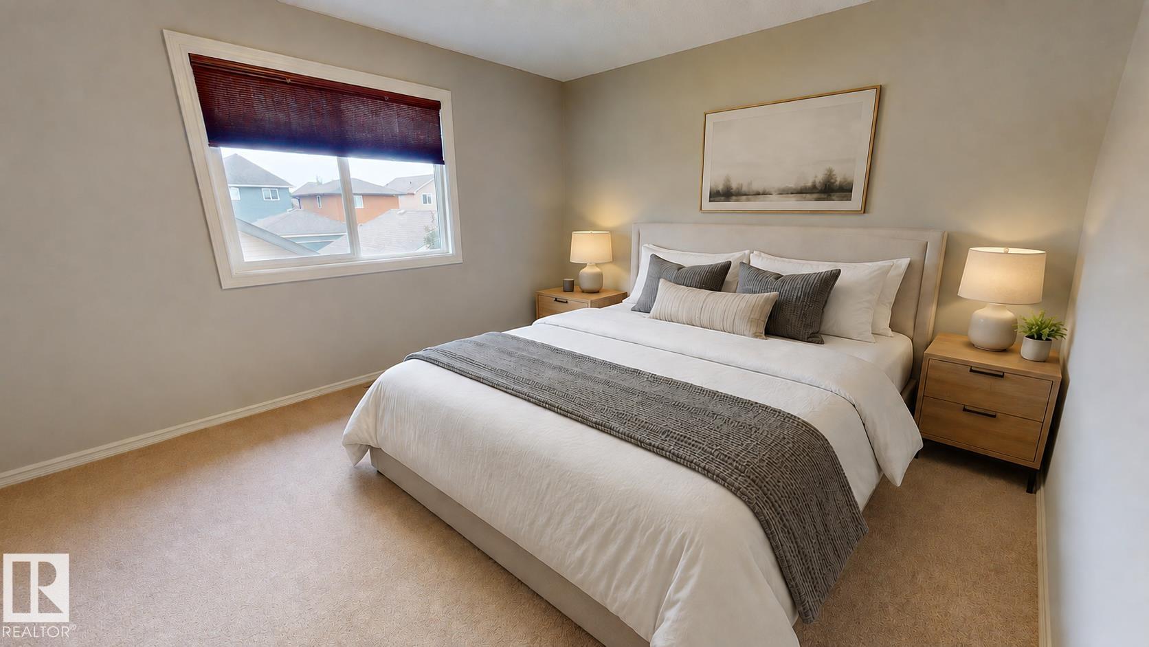 Photo 11 at 821 36a Avenue NW, Maple Crest, Edmonton