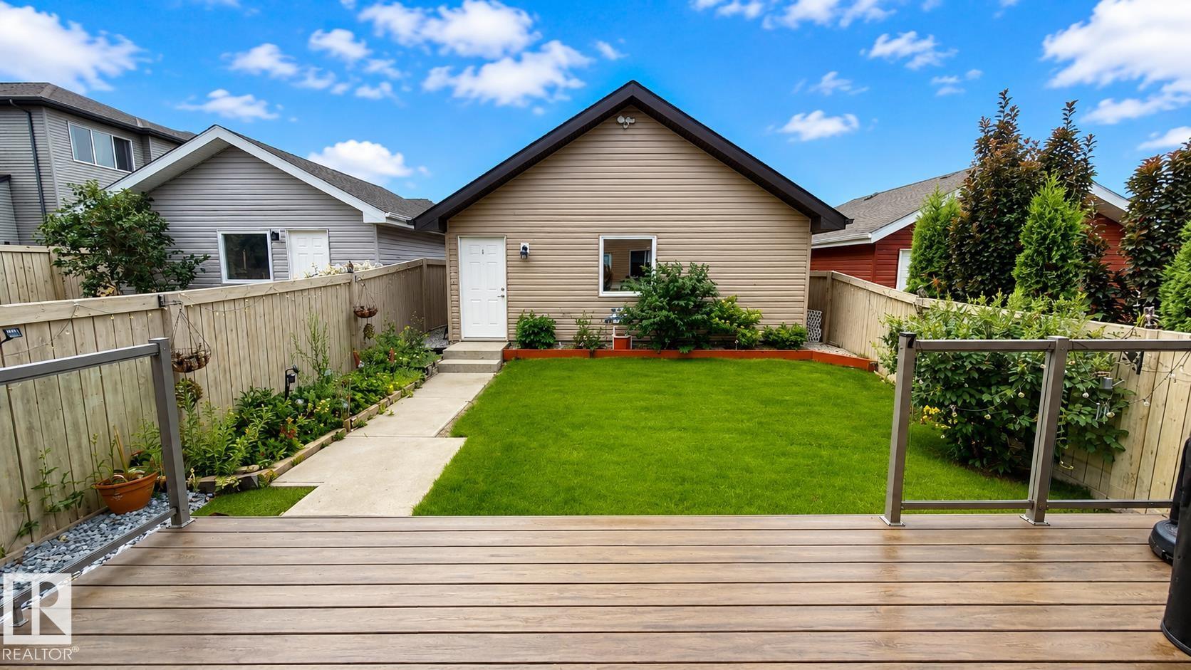 Photo 19 at 821 36a Avenue NW, Maple Crest, Edmonton