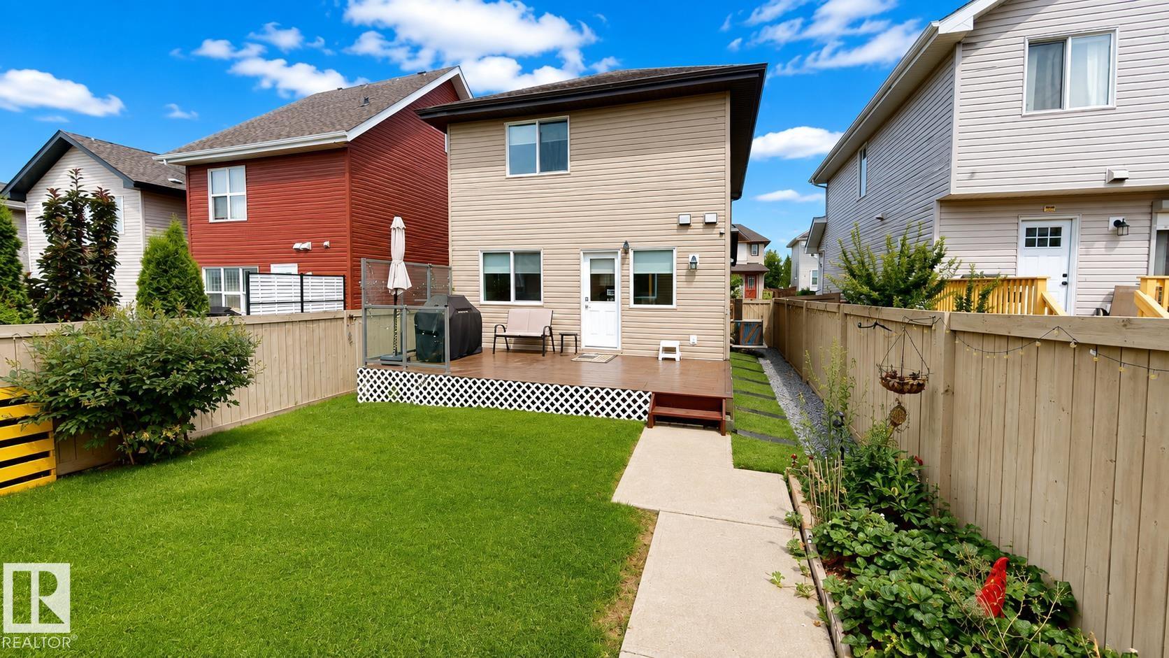 Photo 20 at 821 36a Avenue NW, Maple Crest, Edmonton