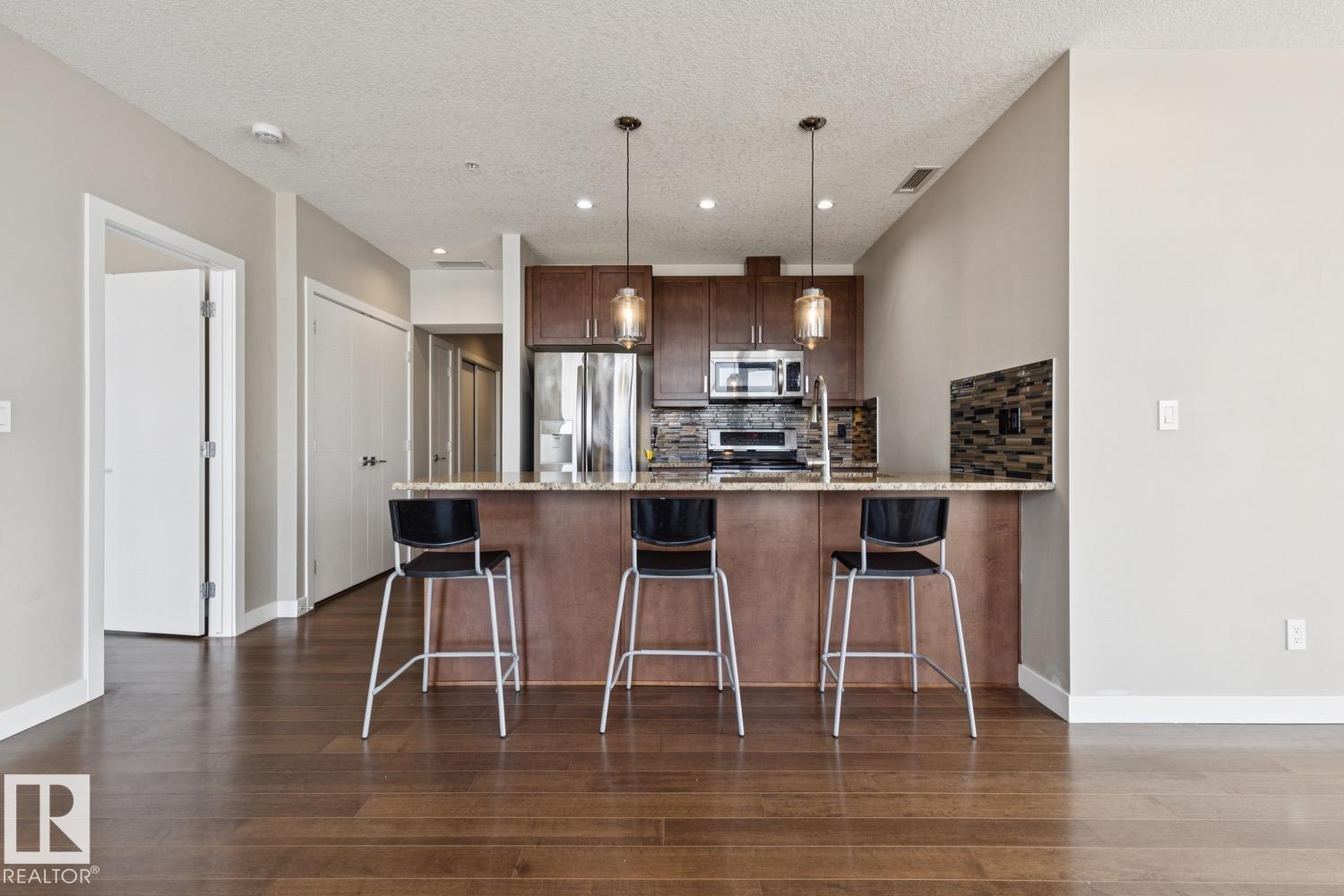 Photo 7 at 808 - 10238 103 Street NW, Downtown, Edmonton