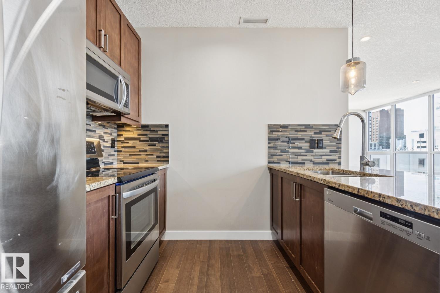 Photo 8 at 808 - 10238 103 Street NW, Downtown, Edmonton