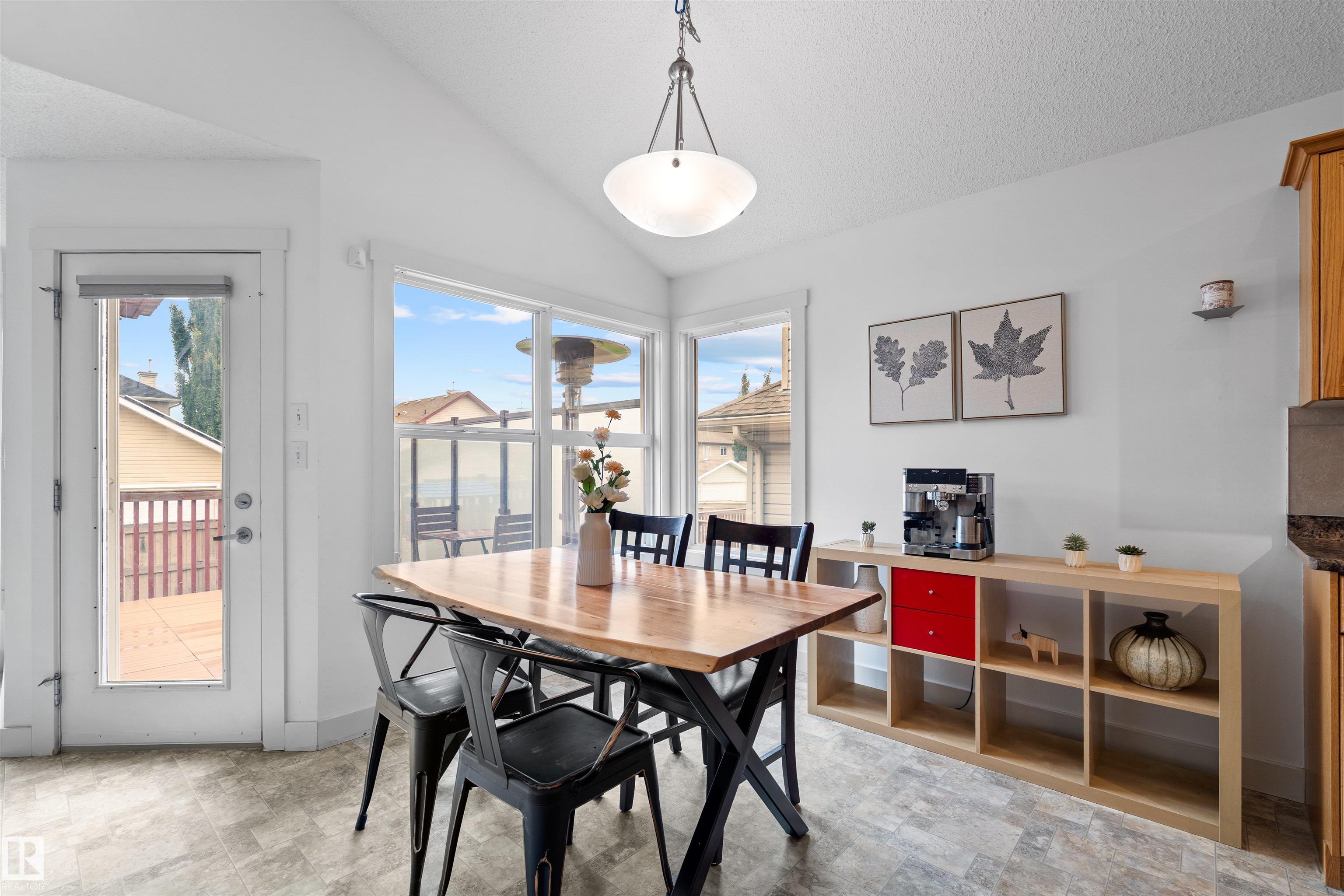 Photo 12 at 8315 Shaske Crescent NW, South Terwillegar, Edmonton