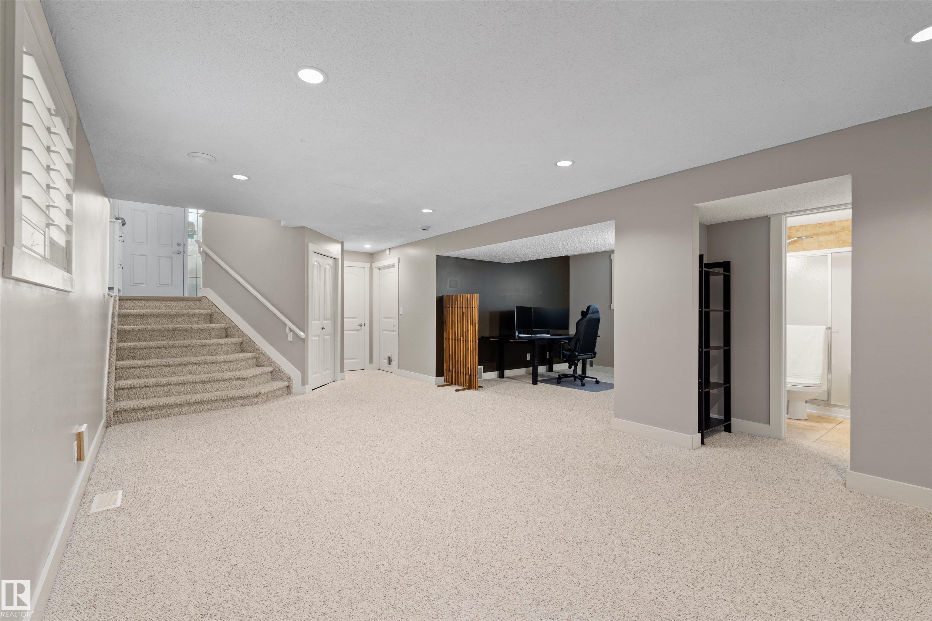Photo 24 at 8315 Shaske Crescent NW, South Terwillegar, Edmonton