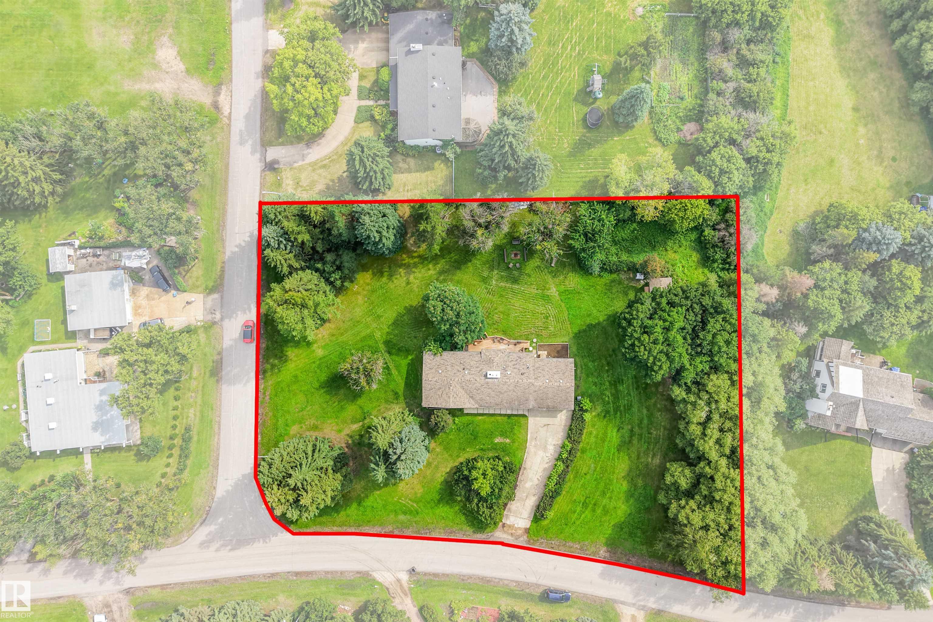 Photo 7 at 52 - 25019 Sturgeon Road, Upper Viscount Estate, Rural Sturgeon County