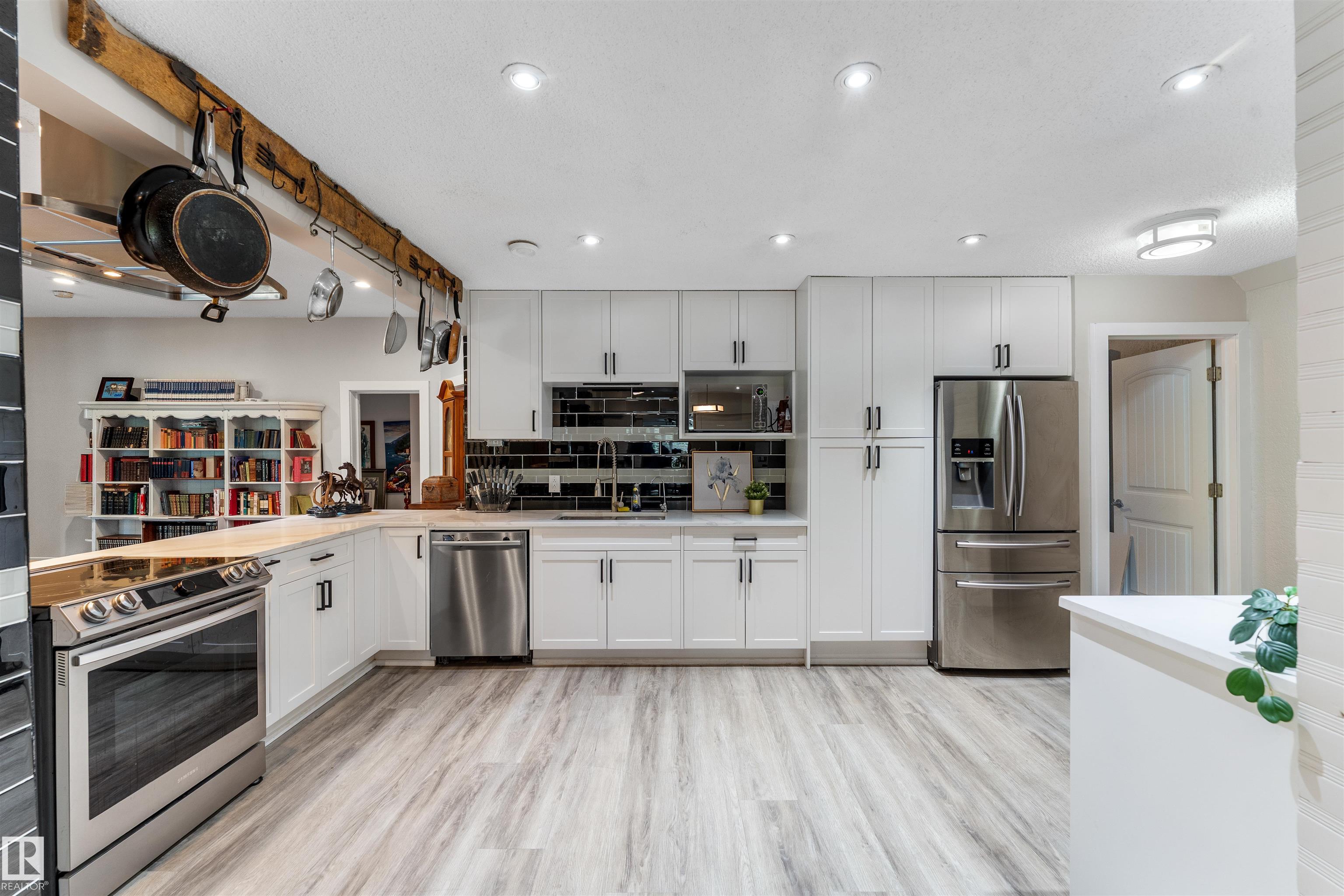 Photo 14 at 190 - 50449 Rge Rd 233, Strawberry Hill Estate, Rural Leduc County