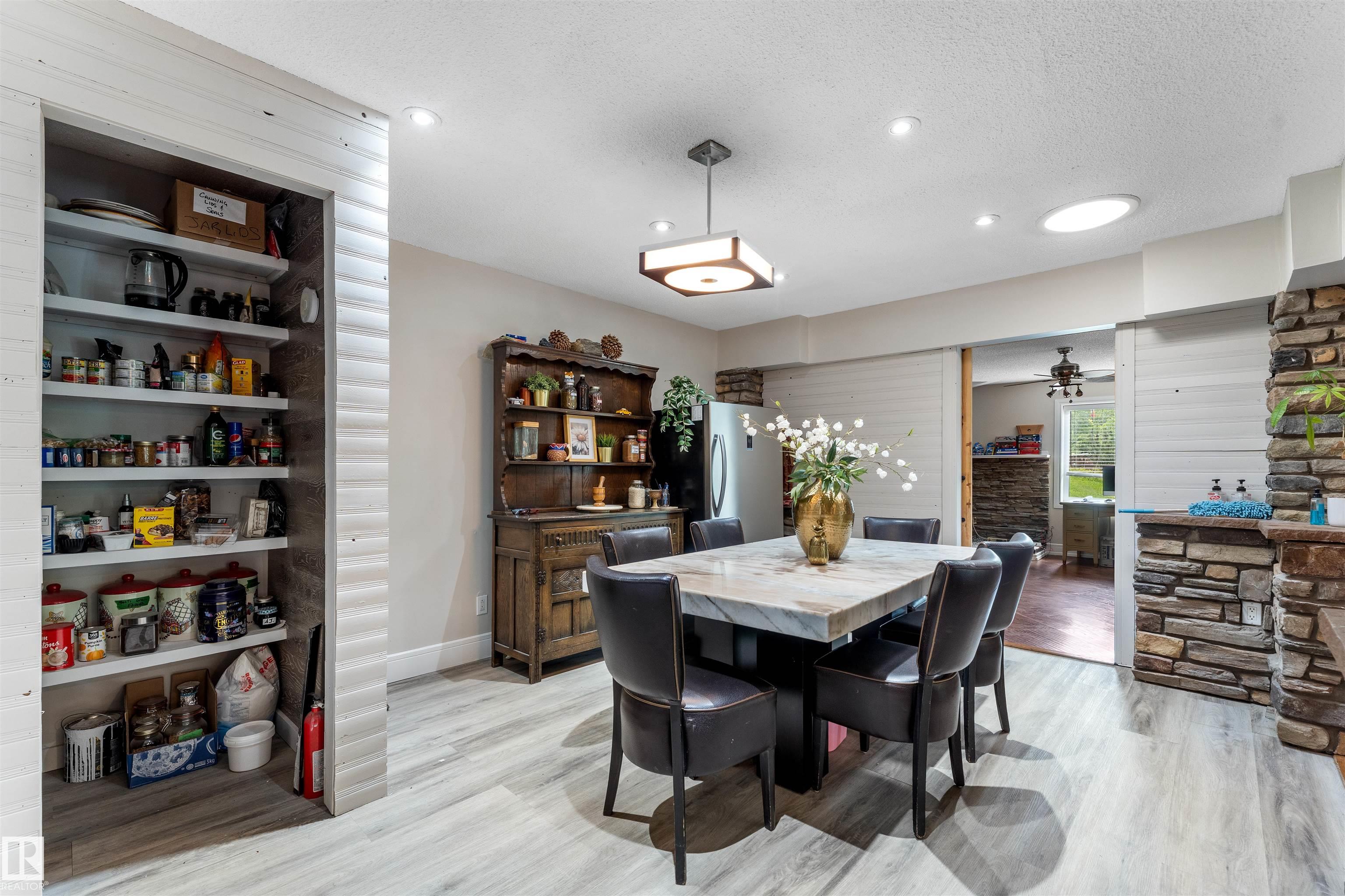 Photo 21 at 190 - 50449 Rge Rd 233, Strawberry Hill Estate, Rural Leduc County