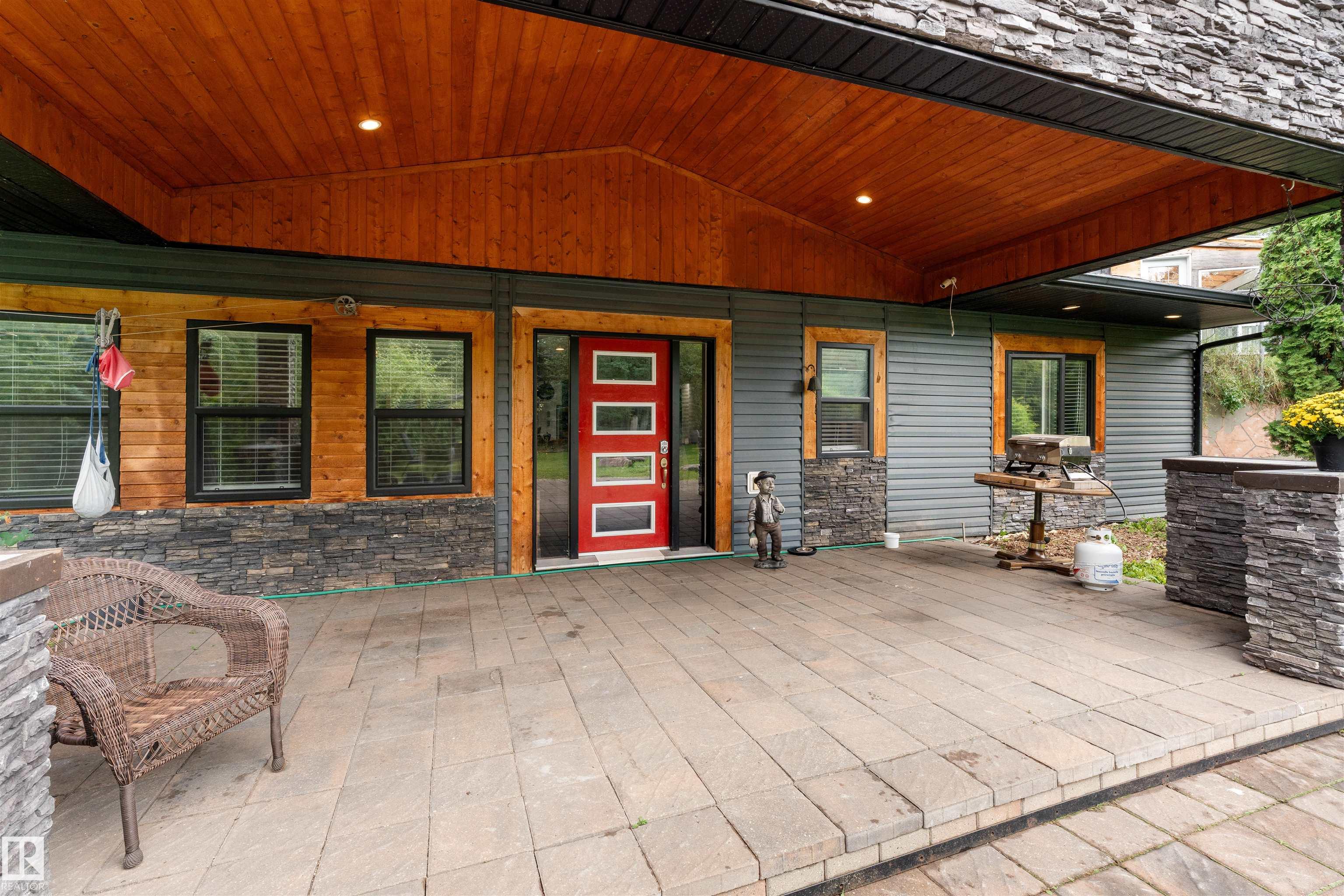 Photo 7 at 190 - 50449 Rge Rd 233, Strawberry Hill Estate, Rural Leduc County