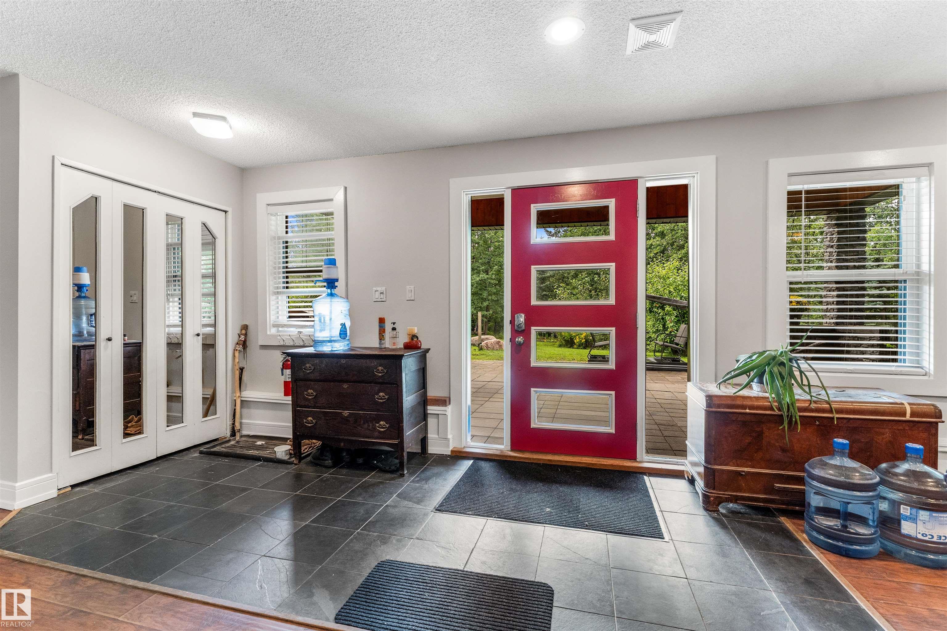 Photo 8 at 190 - 50449 Rge Rd 233, Strawberry Hill Estate, Rural Leduc County