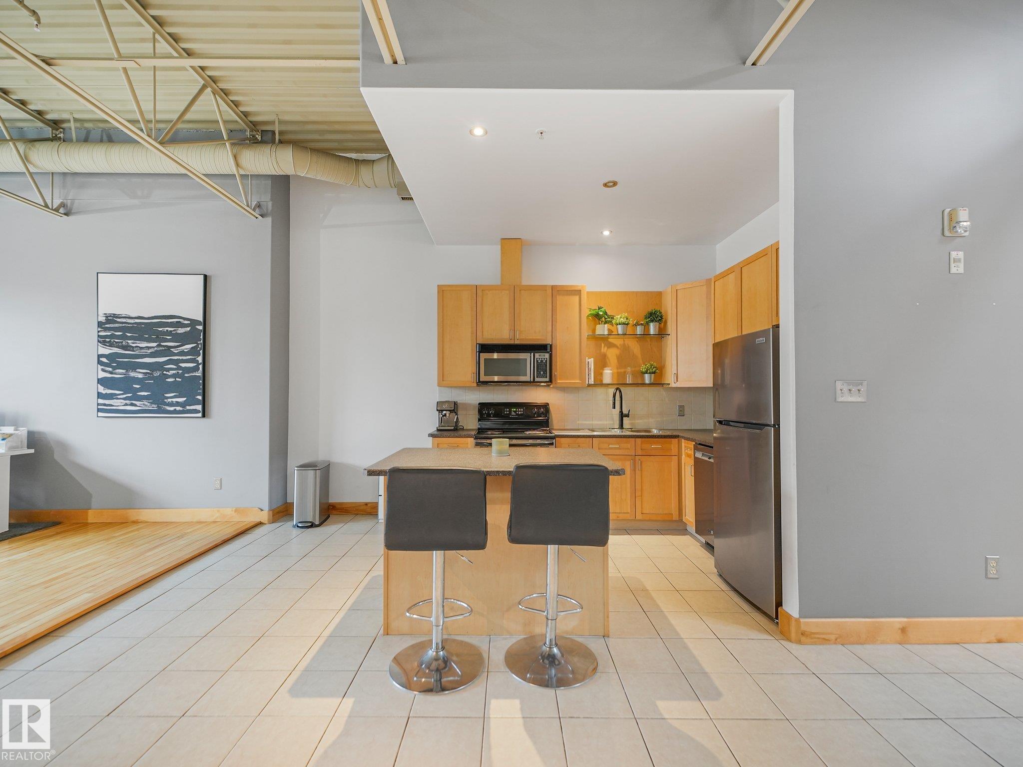 Photo 11 at 206 - 10265 107 Street NW, Downtown, Edmonton