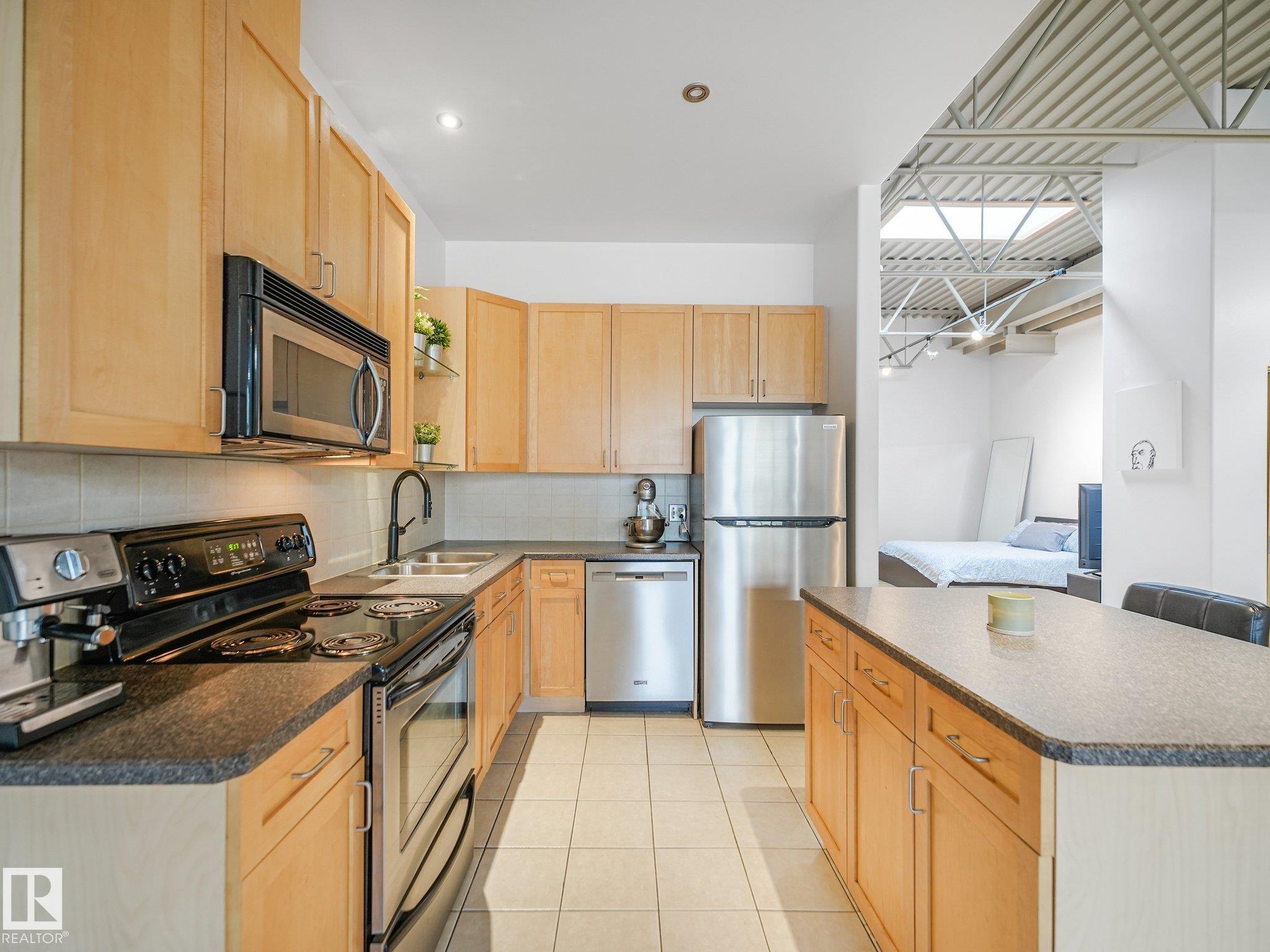 Photo 14 at 206 - 10265 107 Street NW, Downtown, Edmonton