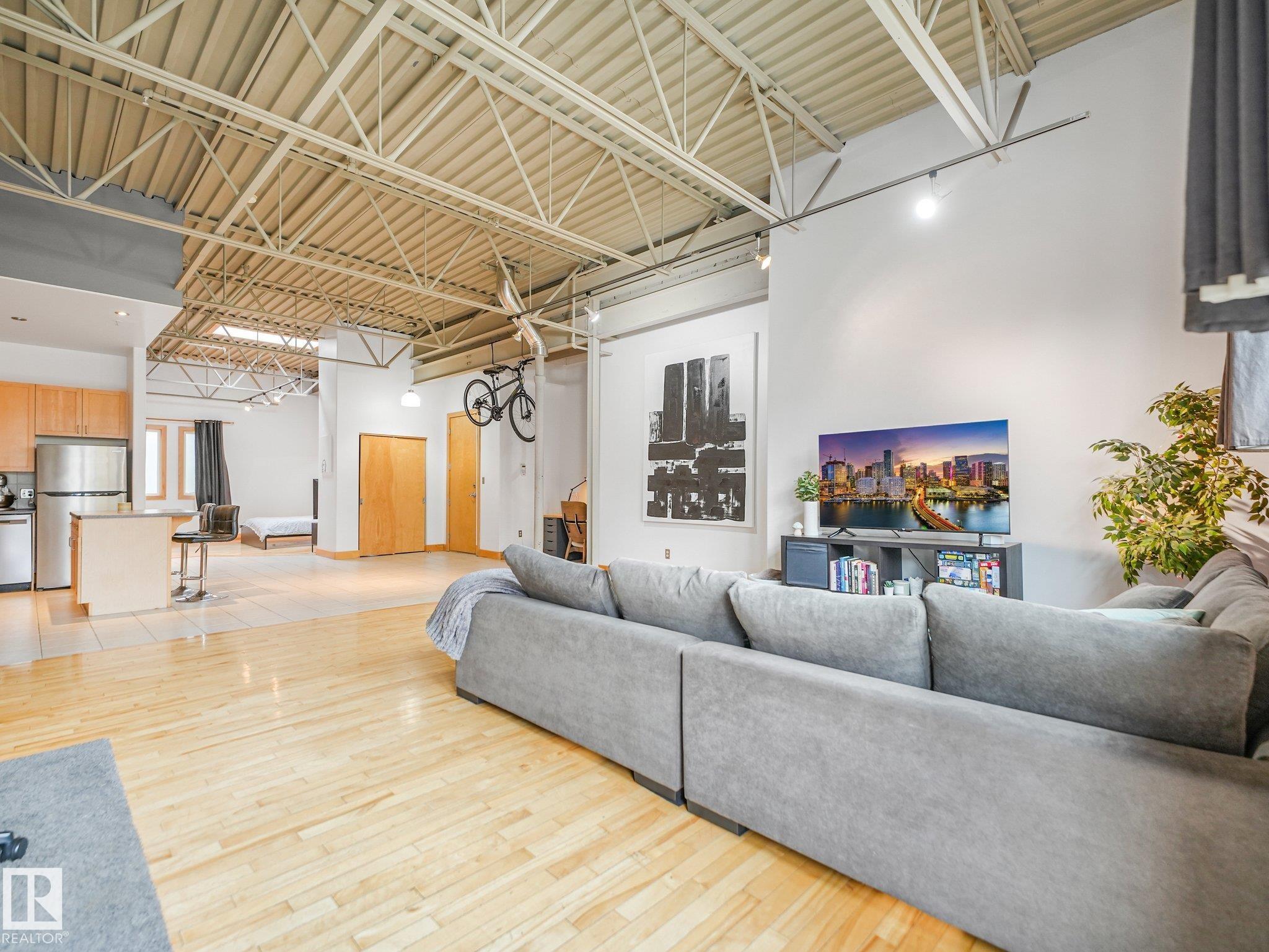 Photo 8 at 206 - 10265 107 Street NW, Downtown, Edmonton