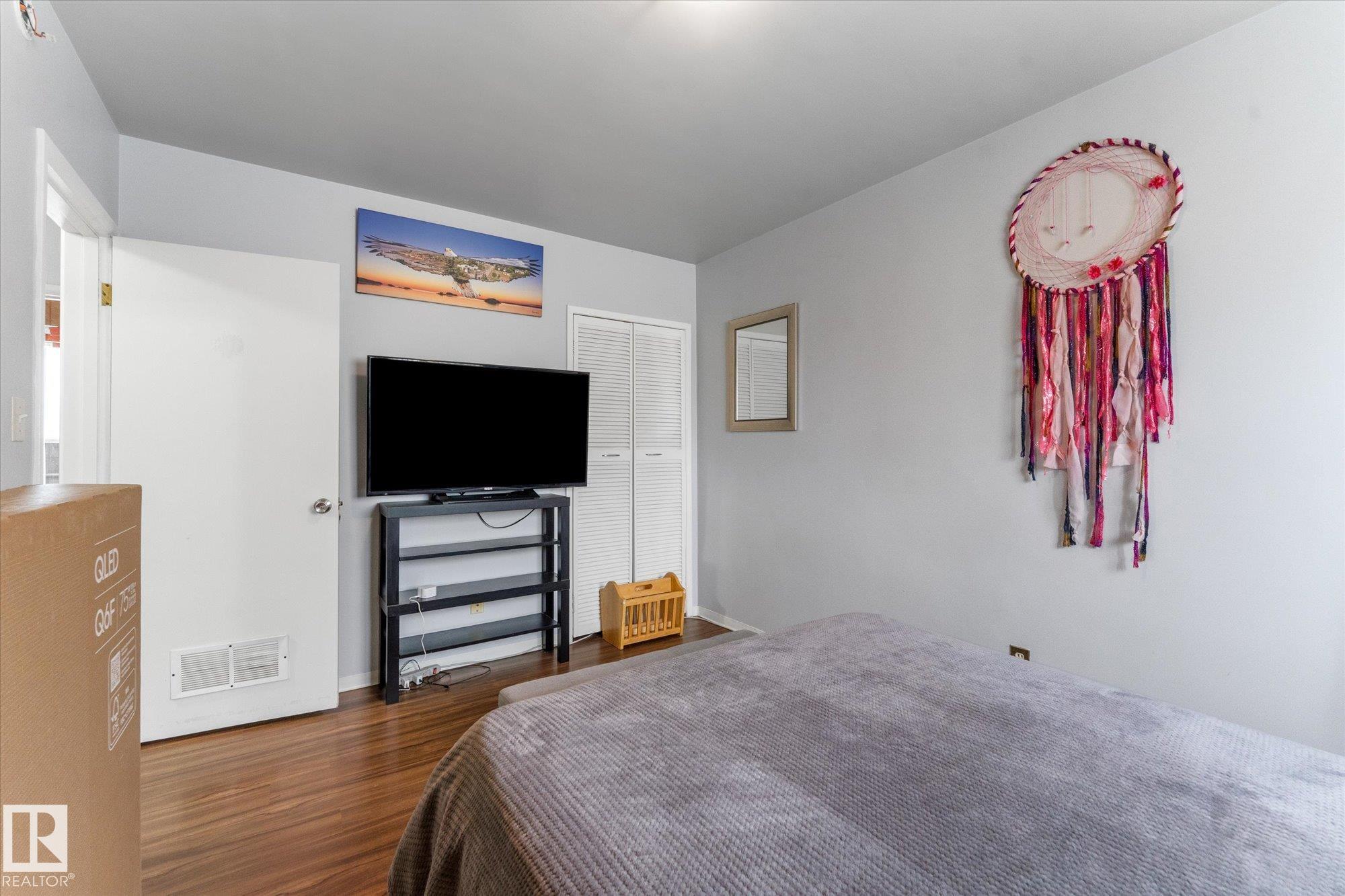 Photo 18 at 12923 137 Avenue NW, Wellington, Edmonton