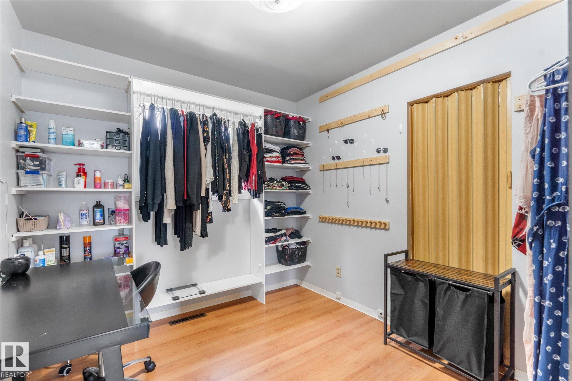 Photo 21 at 12923 137 Avenue NW, Wellington, Edmonton