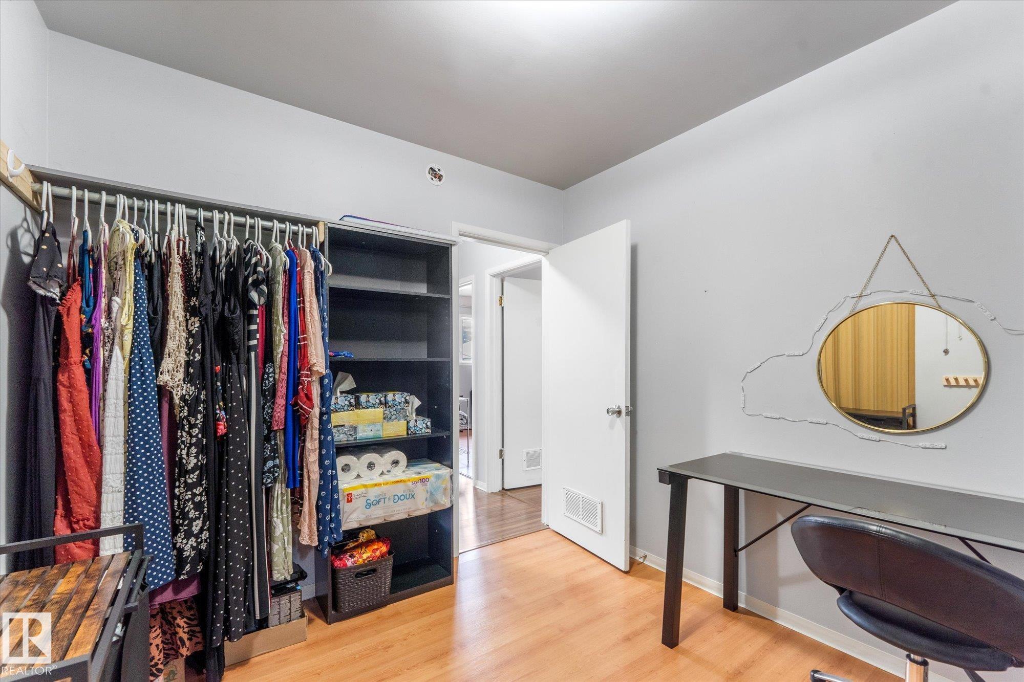 Photo 22 at 12923 137 Avenue NW, Wellington, Edmonton