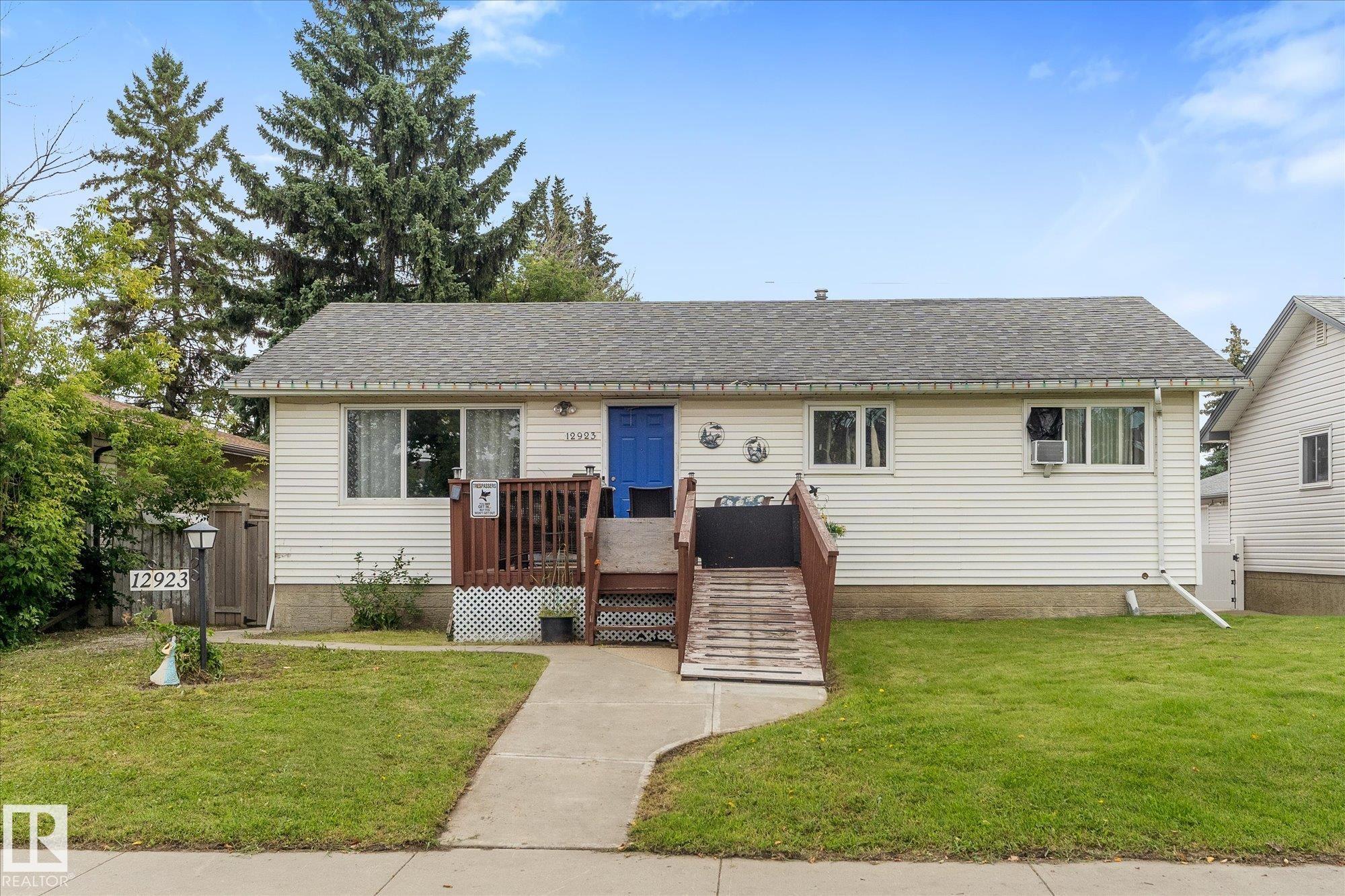 Photo 24 at 12923 137 Avenue NW, Wellington, Edmonton