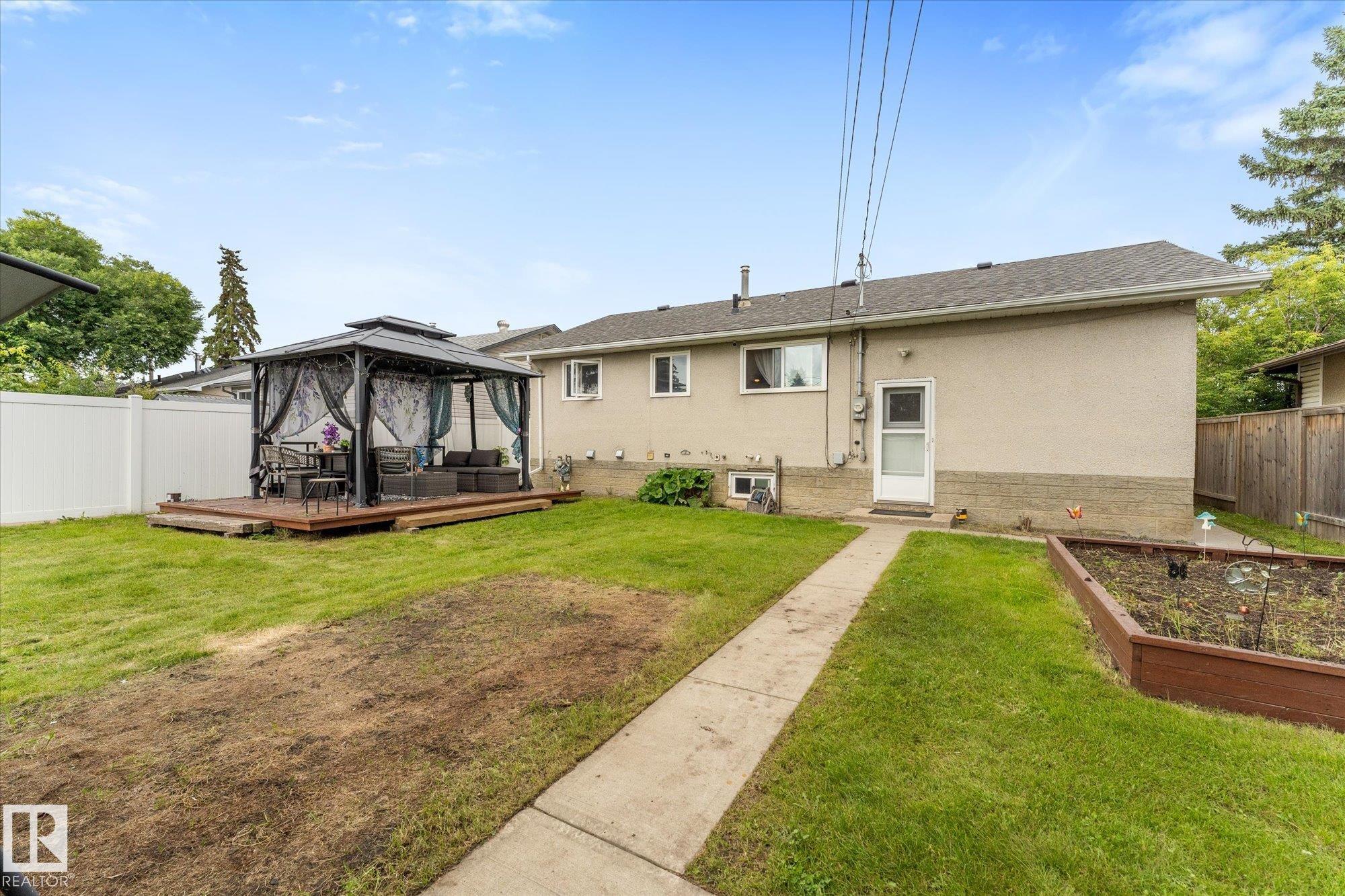 Photo 29 at 12923 137 Avenue NW, Wellington, Edmonton