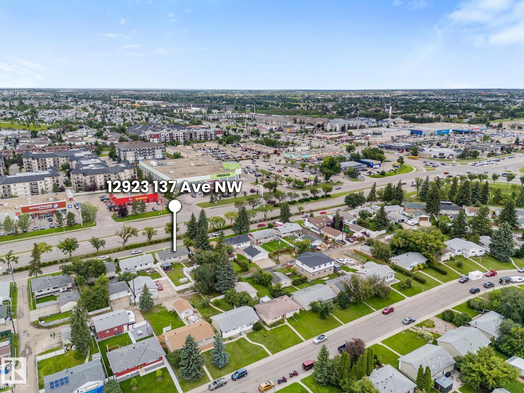 Photo 37 at 12923 137 Avenue NW, Wellington, Edmonton
