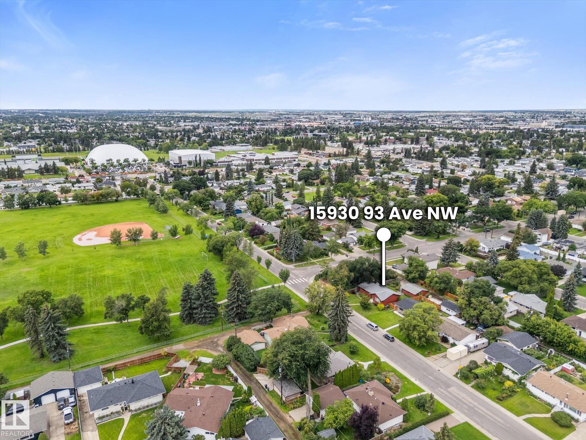 Listing photo thumbnail