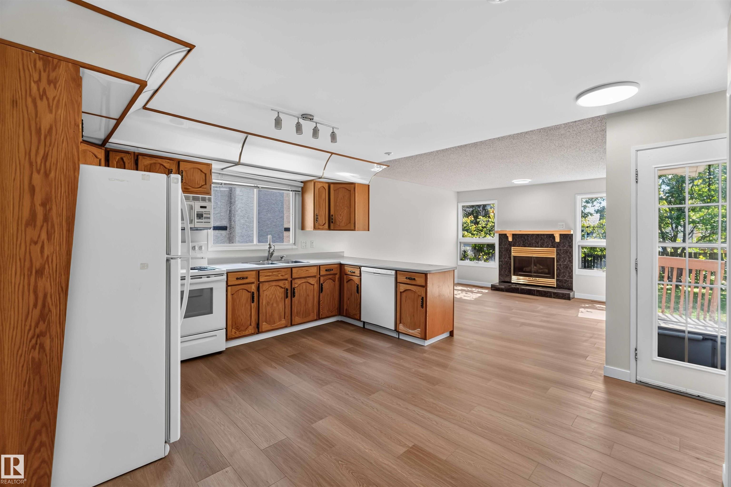 Photo 17 at 14725 43a Avenue NW, Ramsay Heights, Edmonton