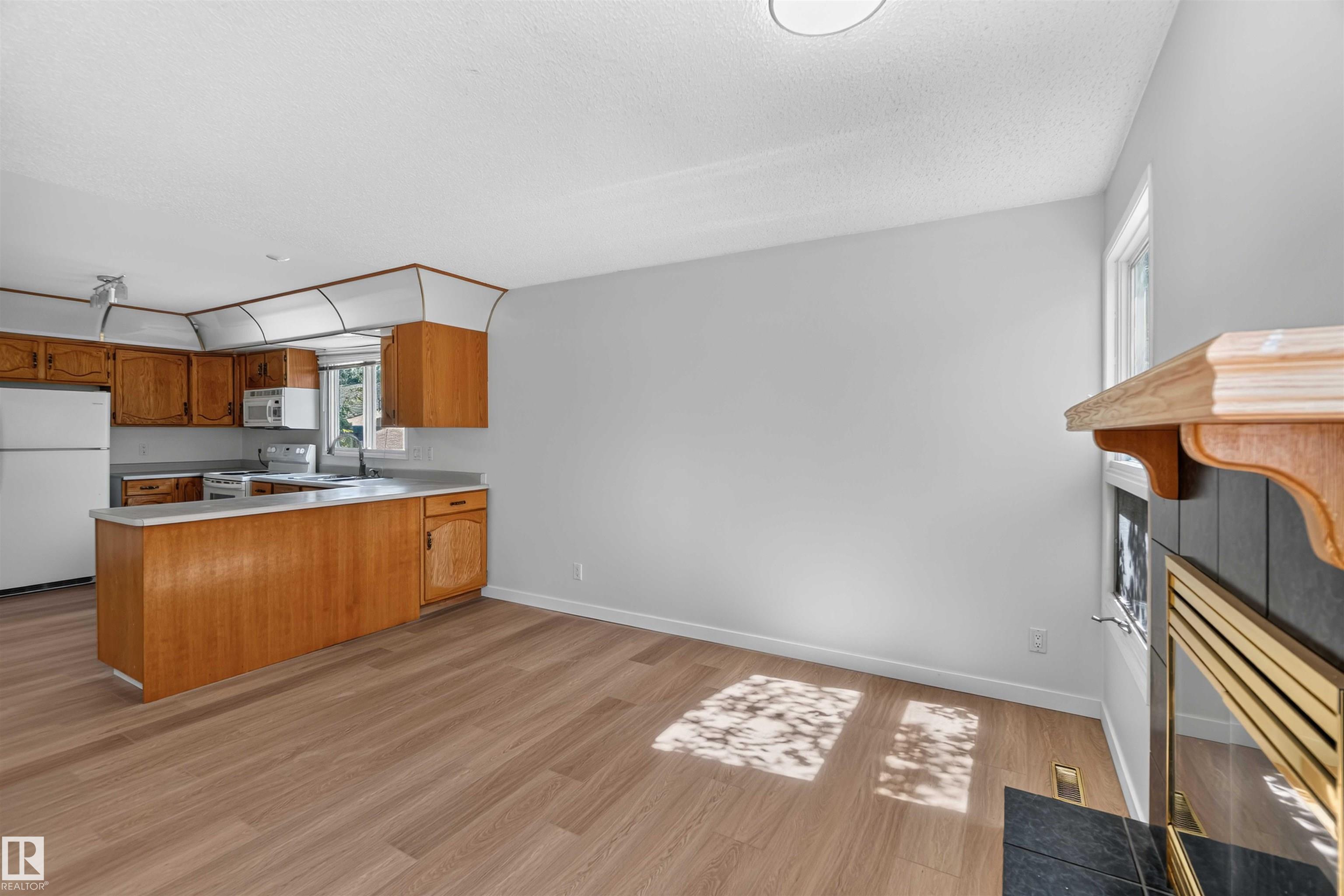 Photo 26 at 14725 43a Avenue NW, Ramsay Heights, Edmonton