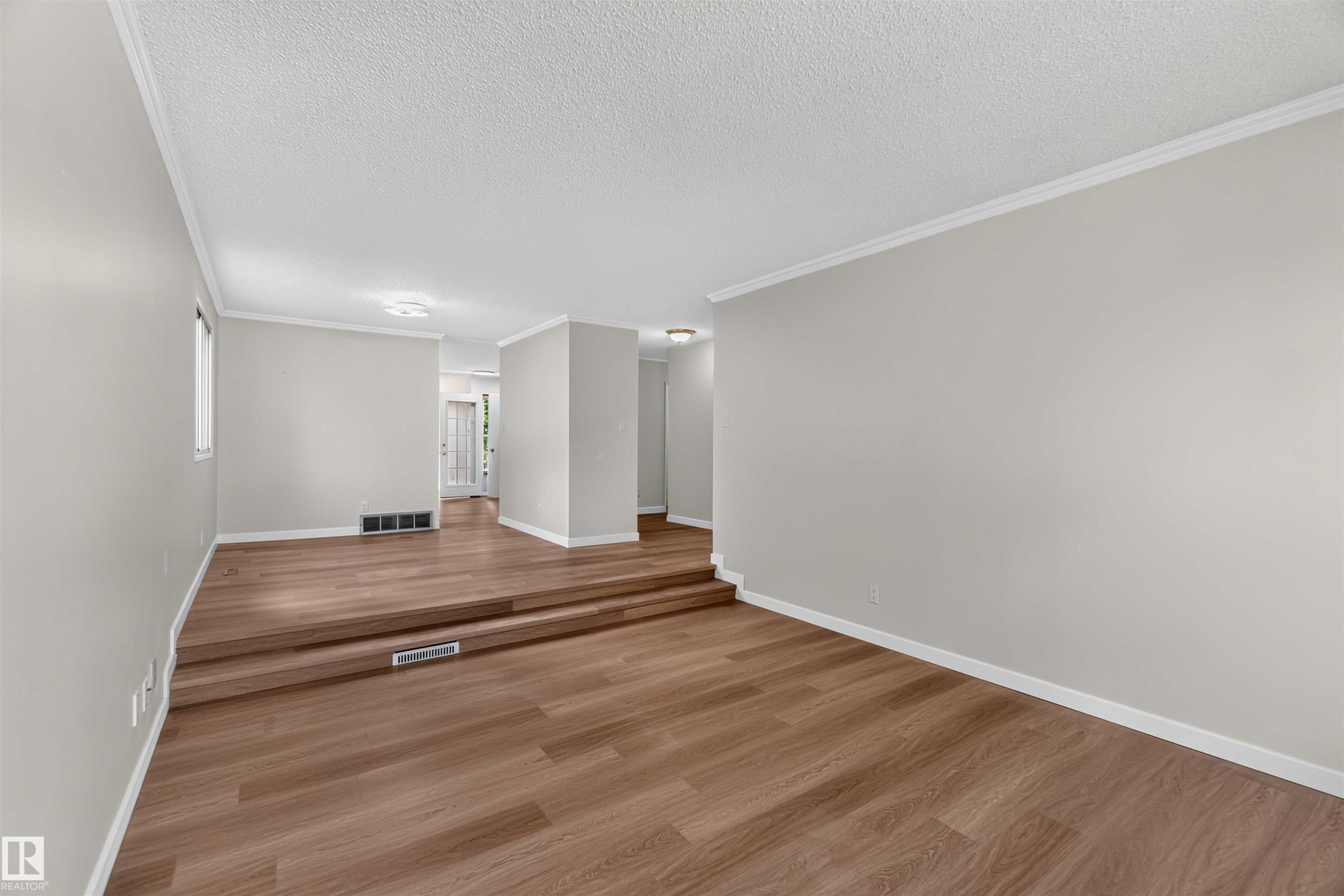 Photo 9 at 14725 43a Avenue NW, Ramsay Heights, Edmonton