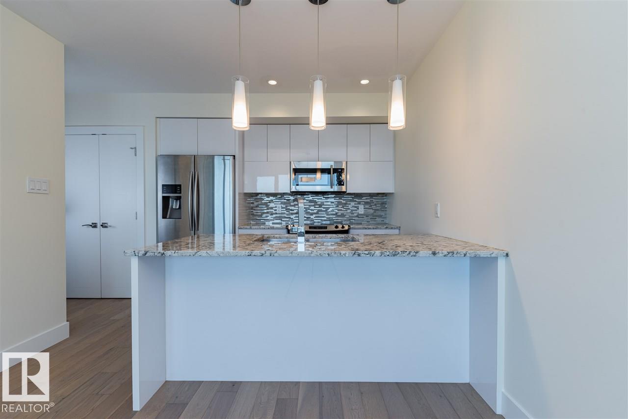 Photo 14 at 401 - 11969 Jasper Avenue NW, Wîhkwêntôwin, Edmonton