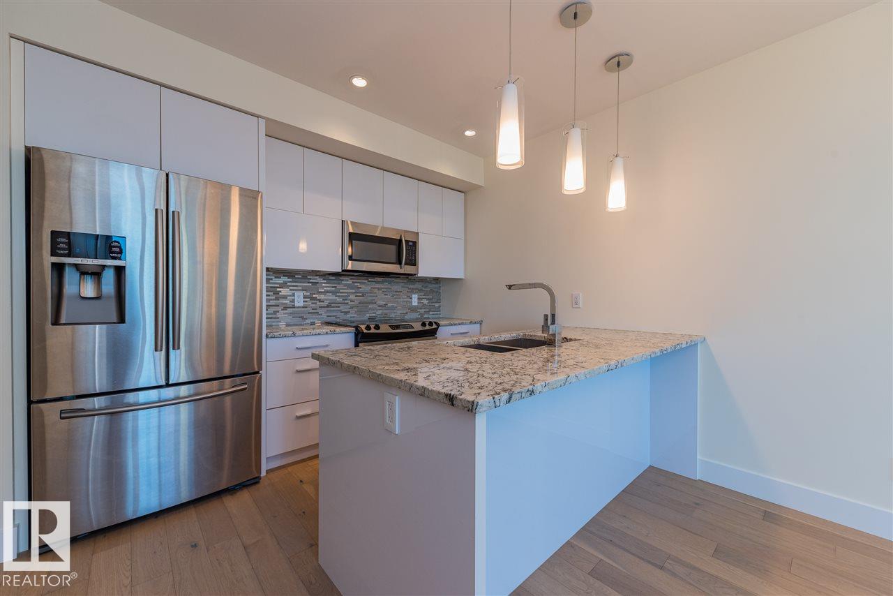 401 - 11969 Jasper Avenue NW, Wîhkwêntôwin, Edmonton